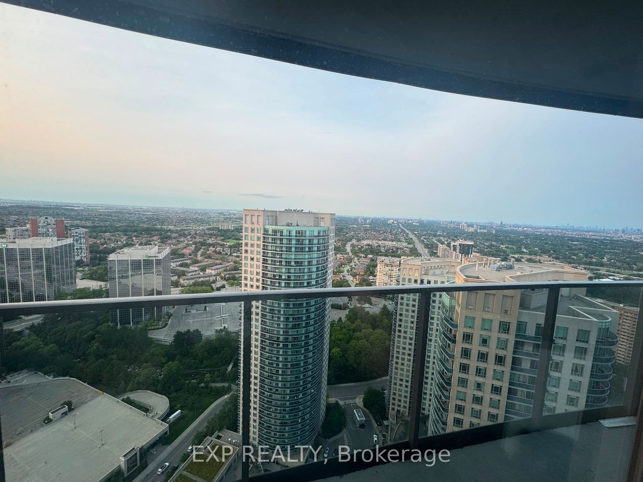 60 Absolute Avenue 3707, Mississauga, ON L4Z 0A9