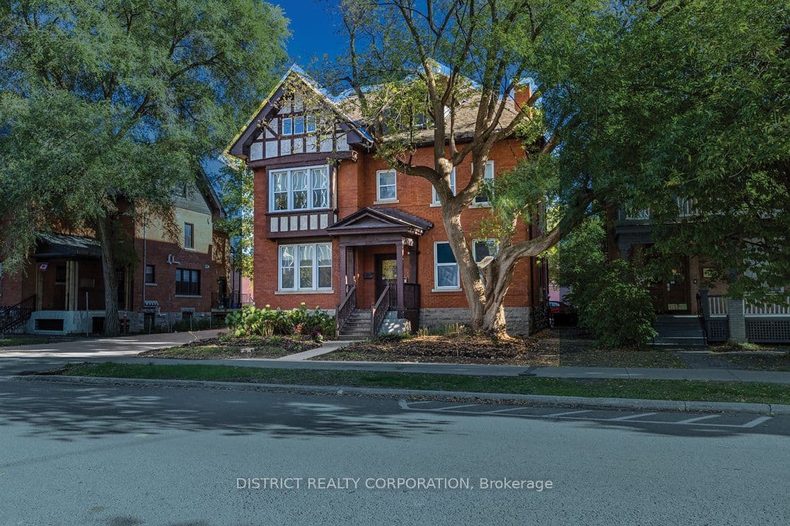 226 Argyle Avenue, Ottawa Centre, ON K2P 1B9