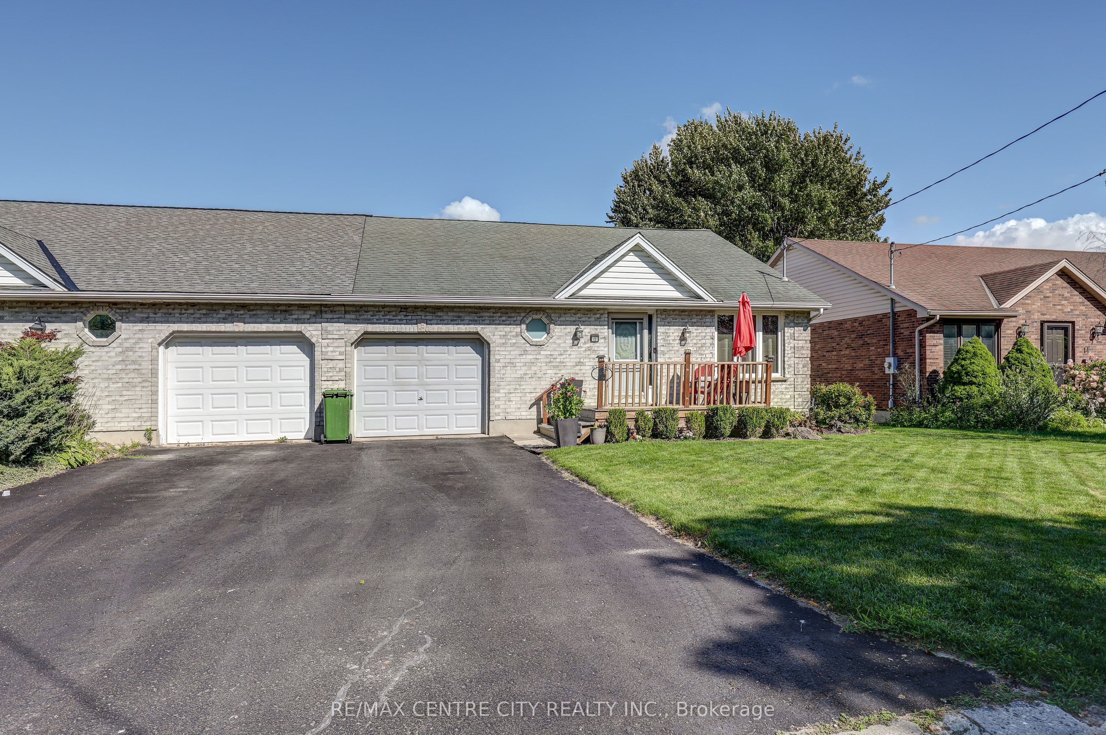 12 Second Avenue, St. Thomas, ON N5R 6A2