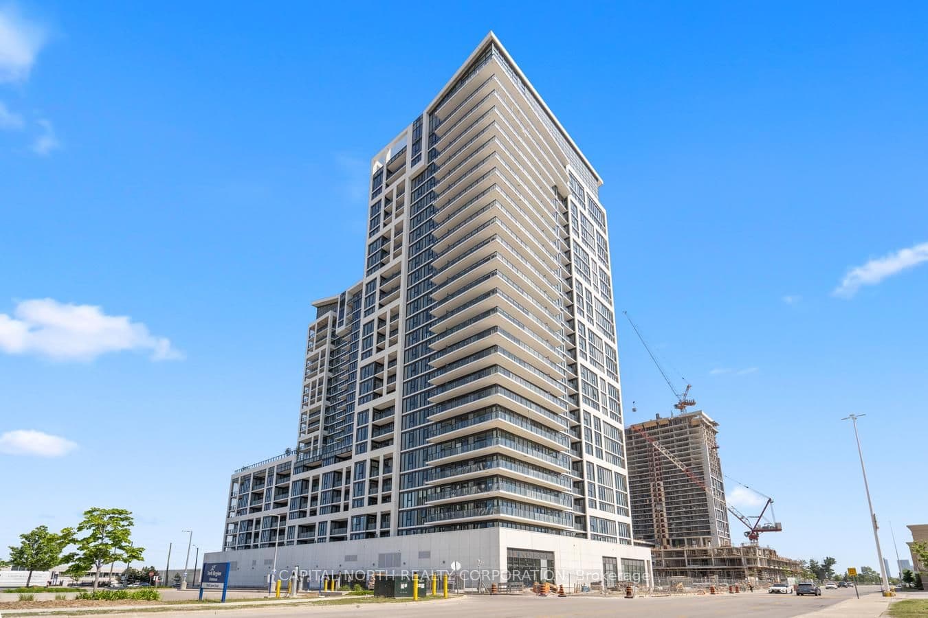 9000 Jane Street 329, Vaughan, ON L4K 2M9