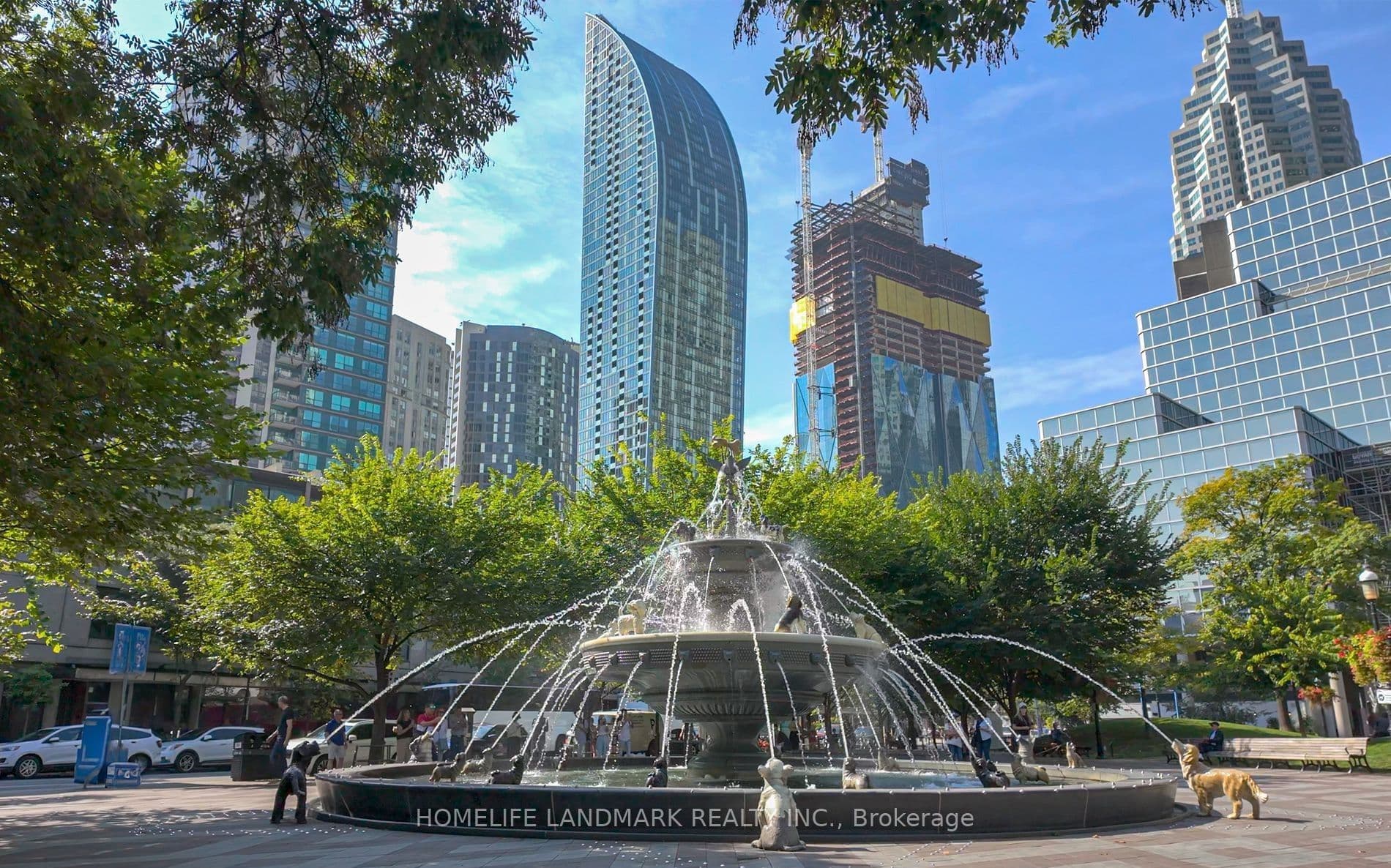 8 The Esplanade 4804, Toronto, ON M5E 0A6
