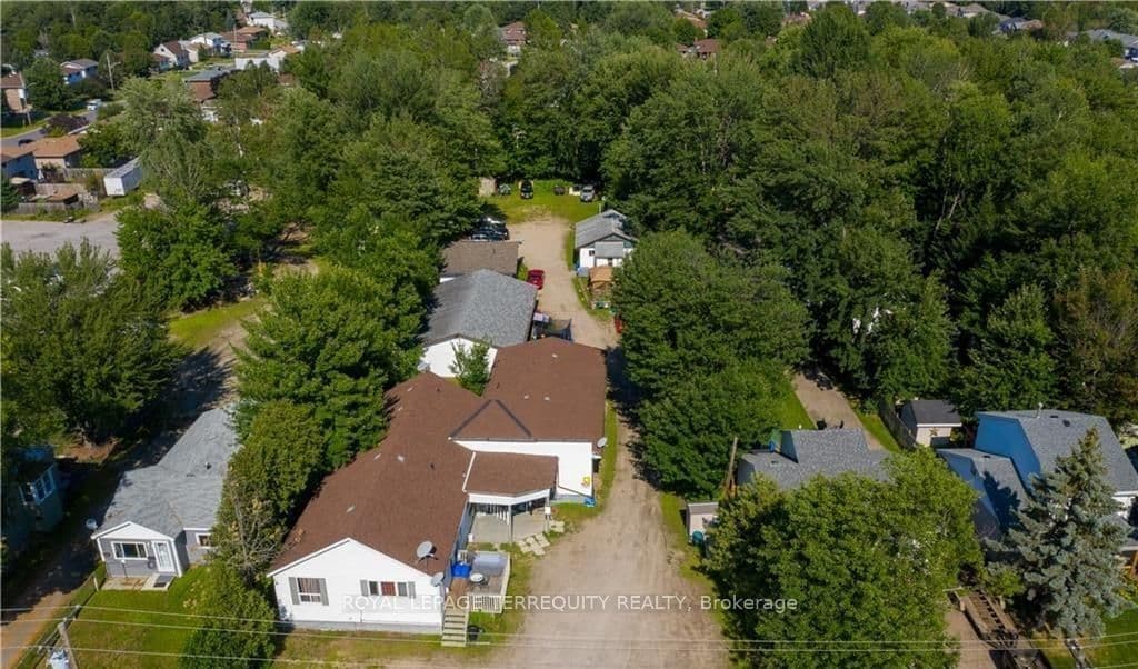 550 Lakeshore Drive 8, North Bay, ON P1A 2E6