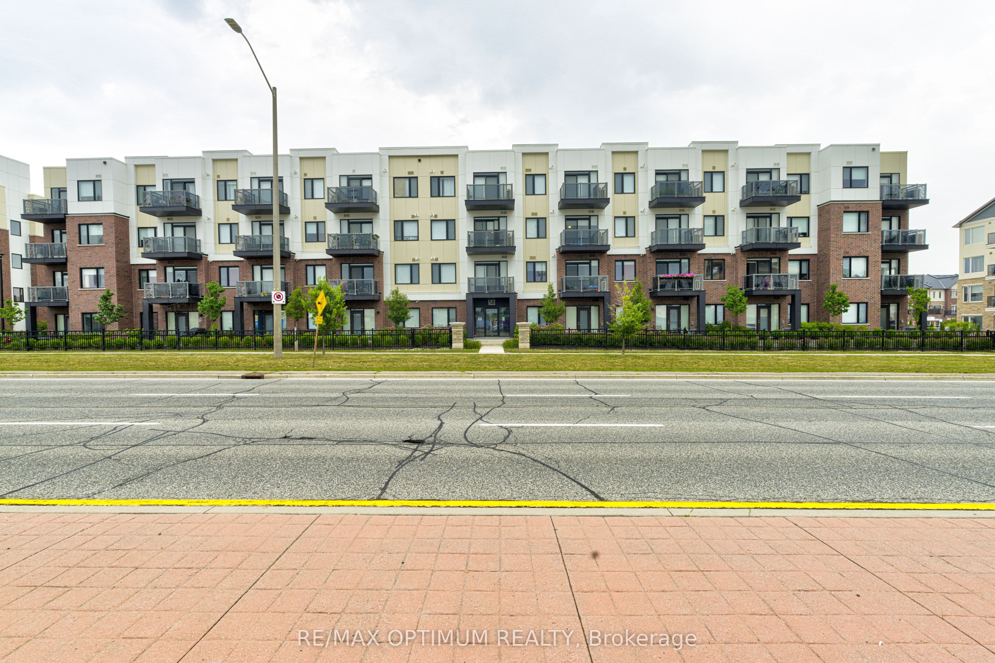 58 Sky Harbour Drive 108, Brampton, ON L6Y 6J1