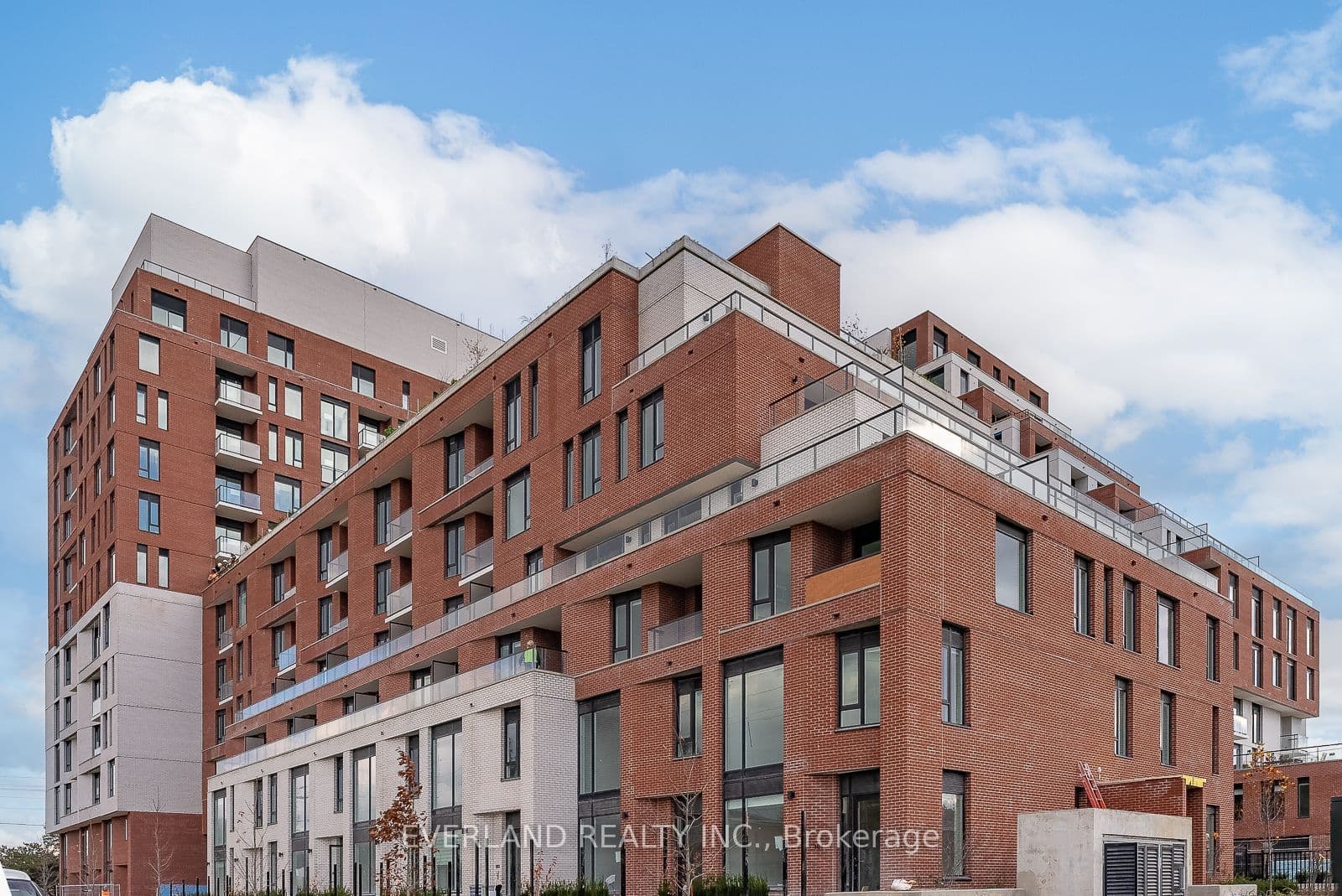 3100 keele Street 420, Toronto, ON M3M 0E1