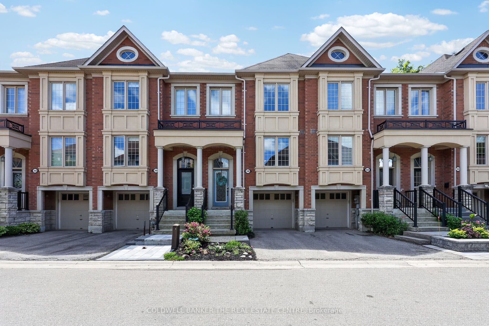 346 Doak Lane, Newmarket, ON L3Y 0A7