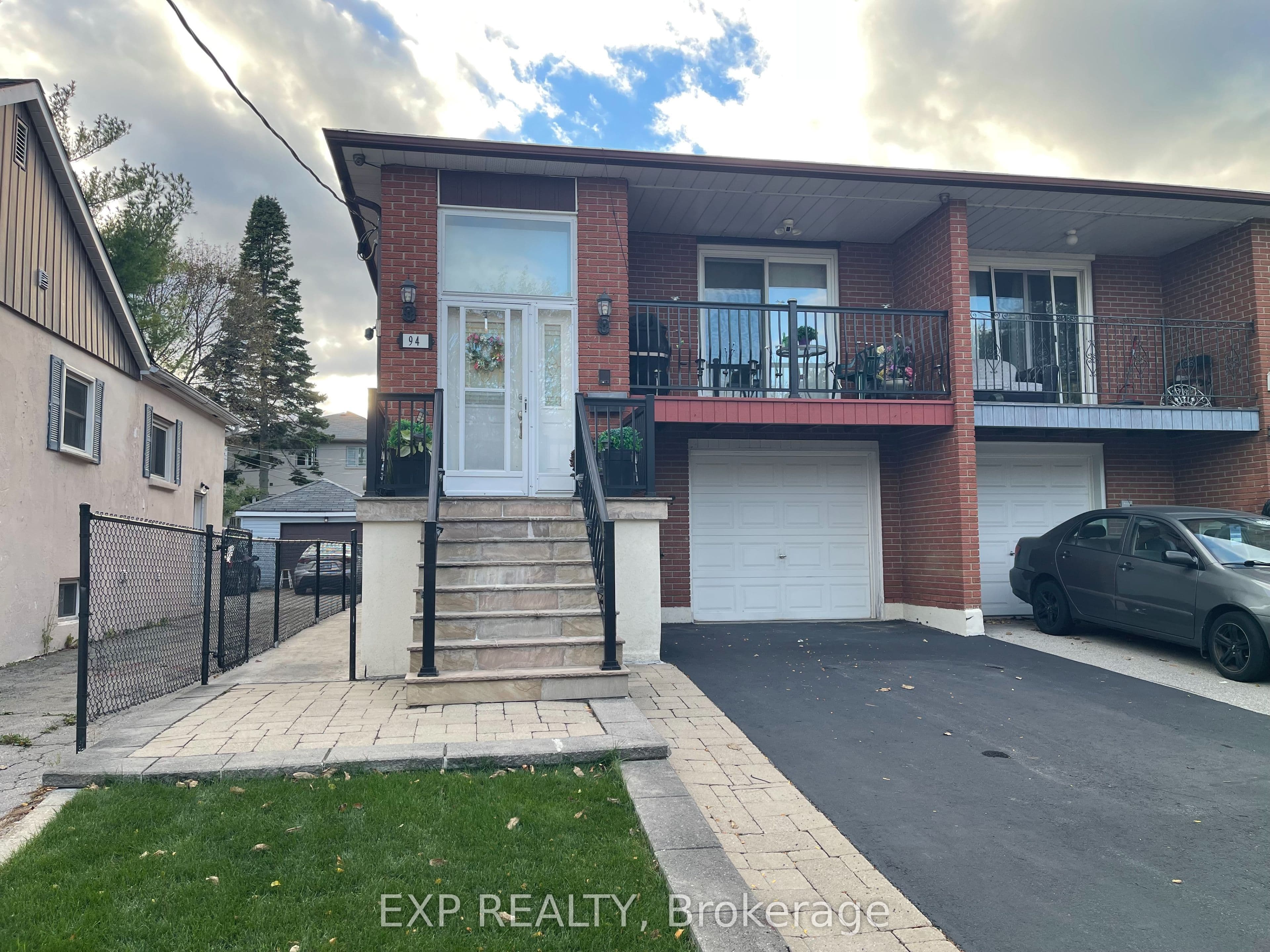 94 Heale Avenue Ground Floor, Toronto, ON M1N 3X8