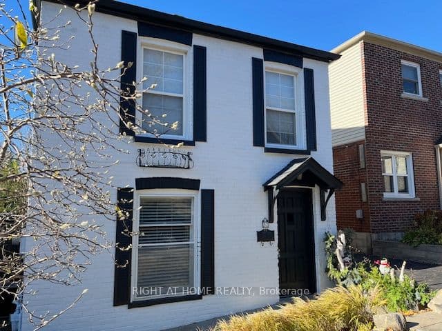 52 Beresford Avenue, Toronto, ON M6S 3A8