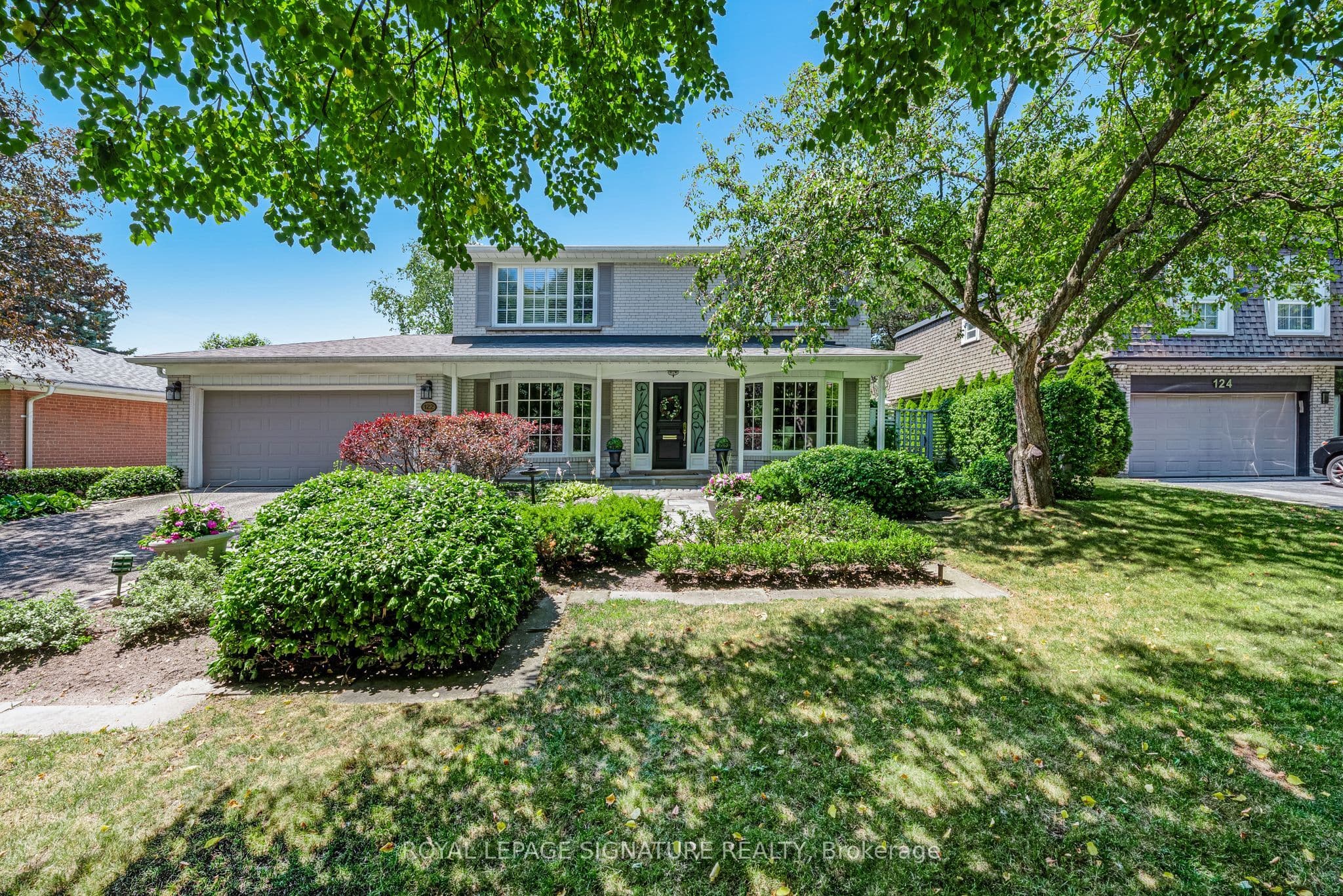 122 Fenn Avenue, Toronto, ON M2P 1X6