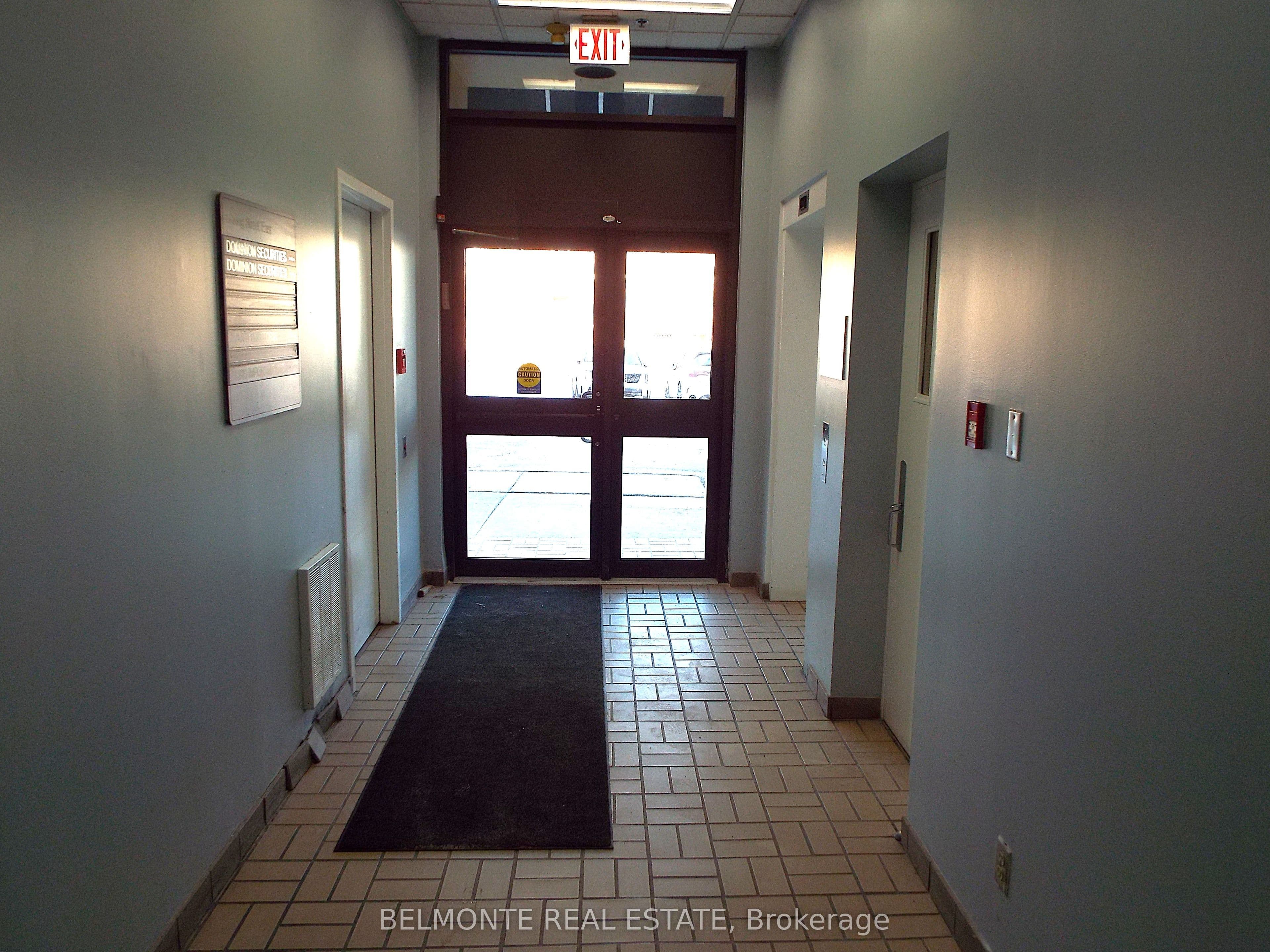 17 King Street E 2nd & 3rd Floor, Oshawa, ON L1H 1A8