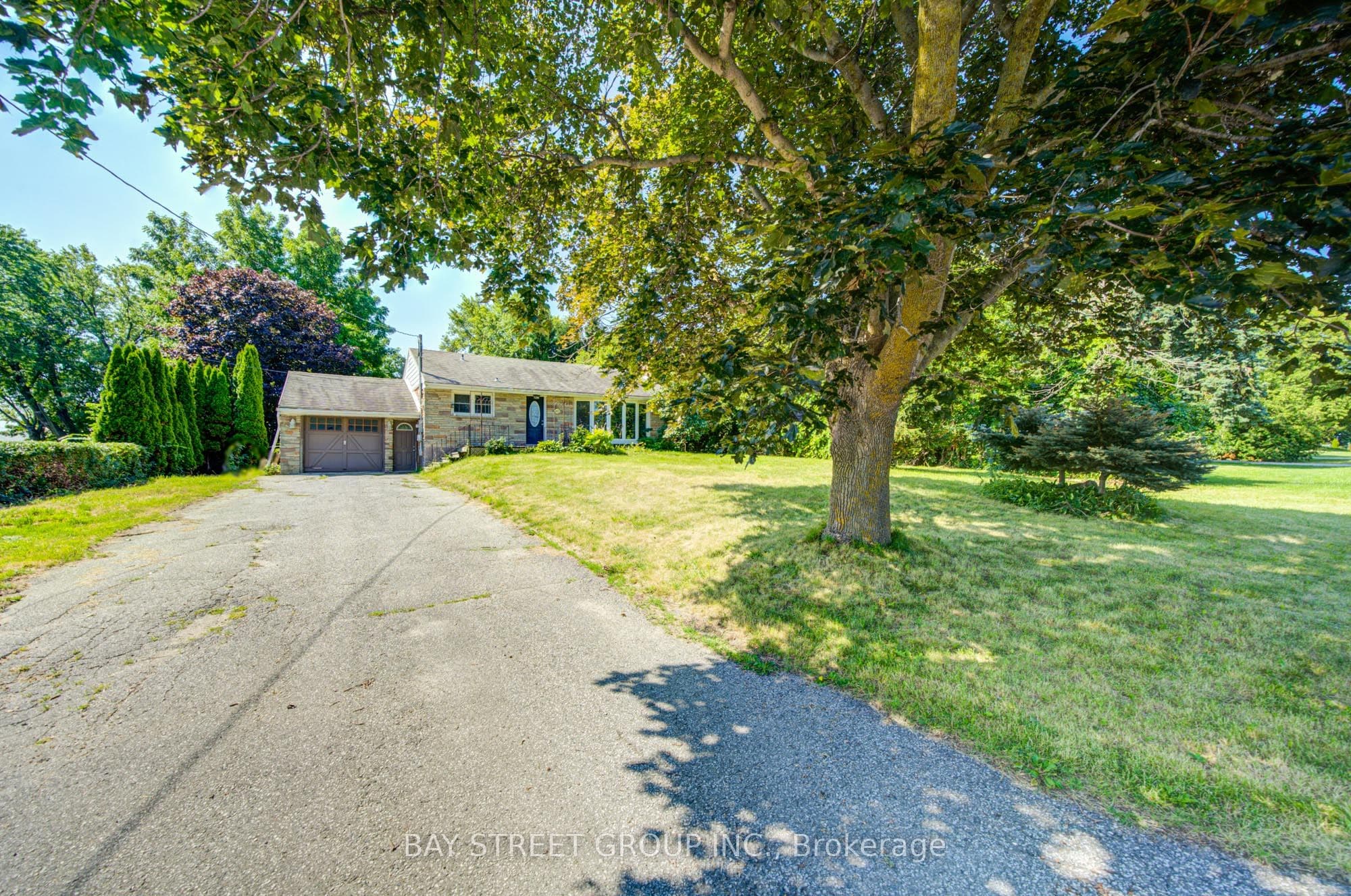 1421 Old Green Lane E, East Gwillimbury, ON L9N 0L7