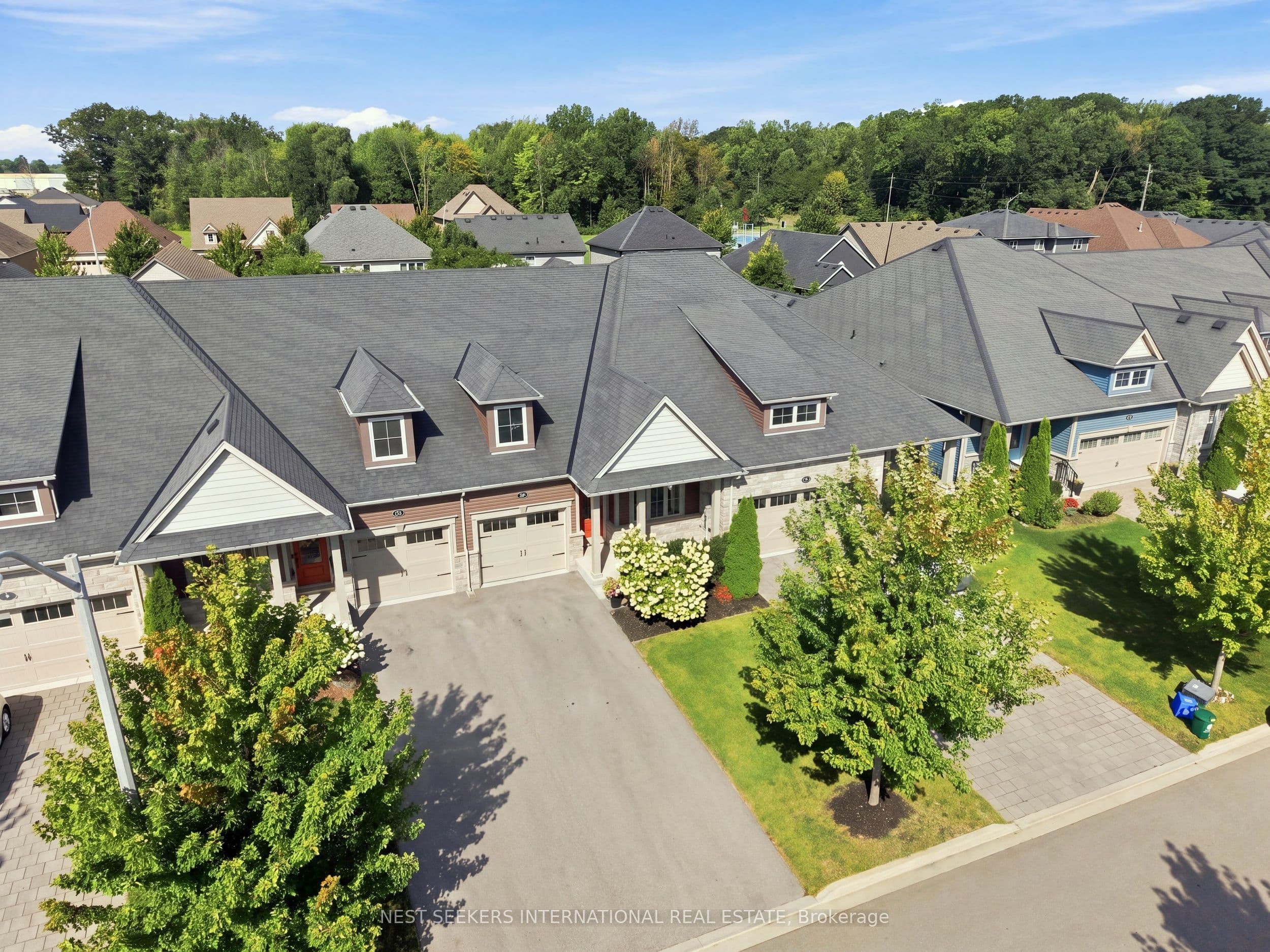 13 Andrew Lane, Thorold, ON L2V 0E3