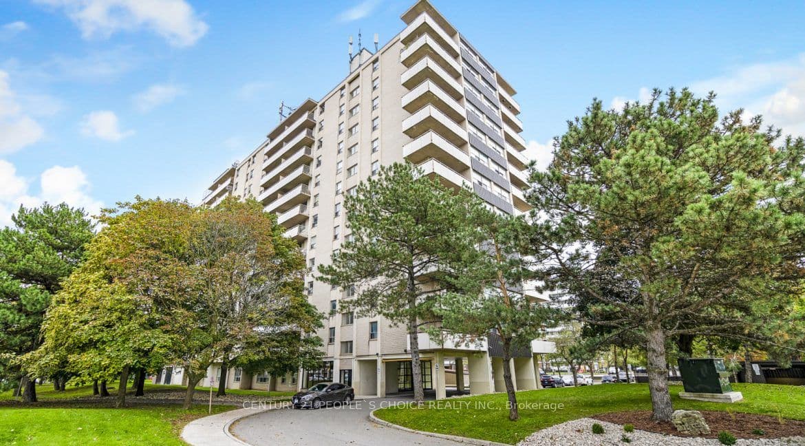 21 Welsford Gardens 207, Toronto, ON M3A 2P6