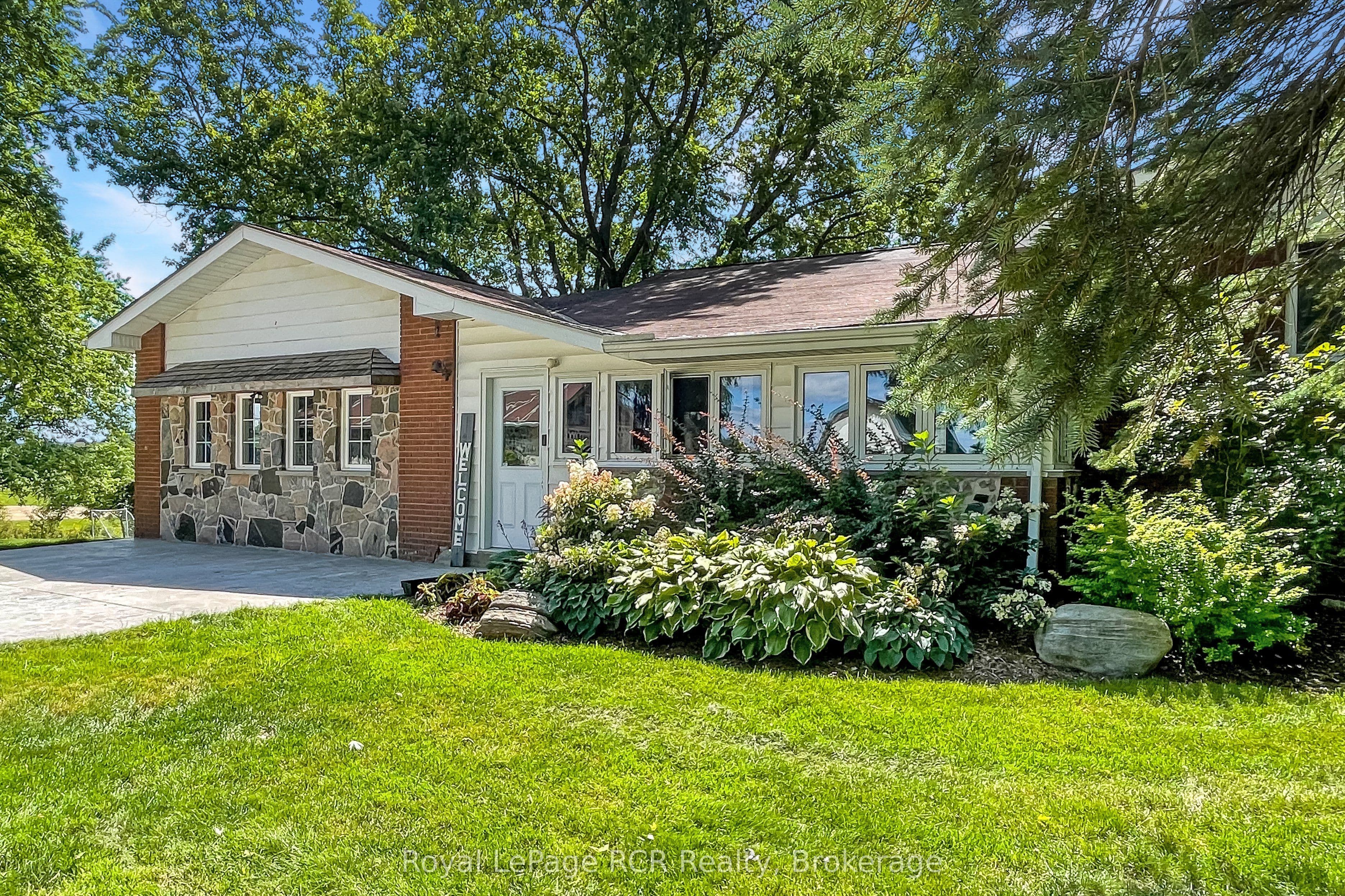 440 London Road S, Southgate, ON N0G 2L2