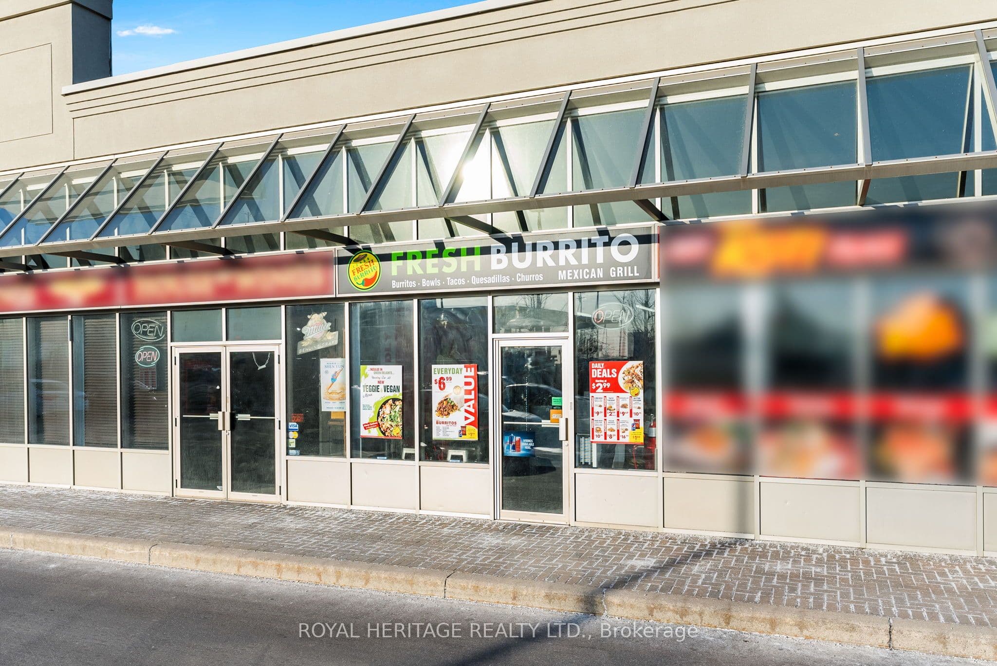 2501 Third Line D3, Oakville, ON L6M 5A9