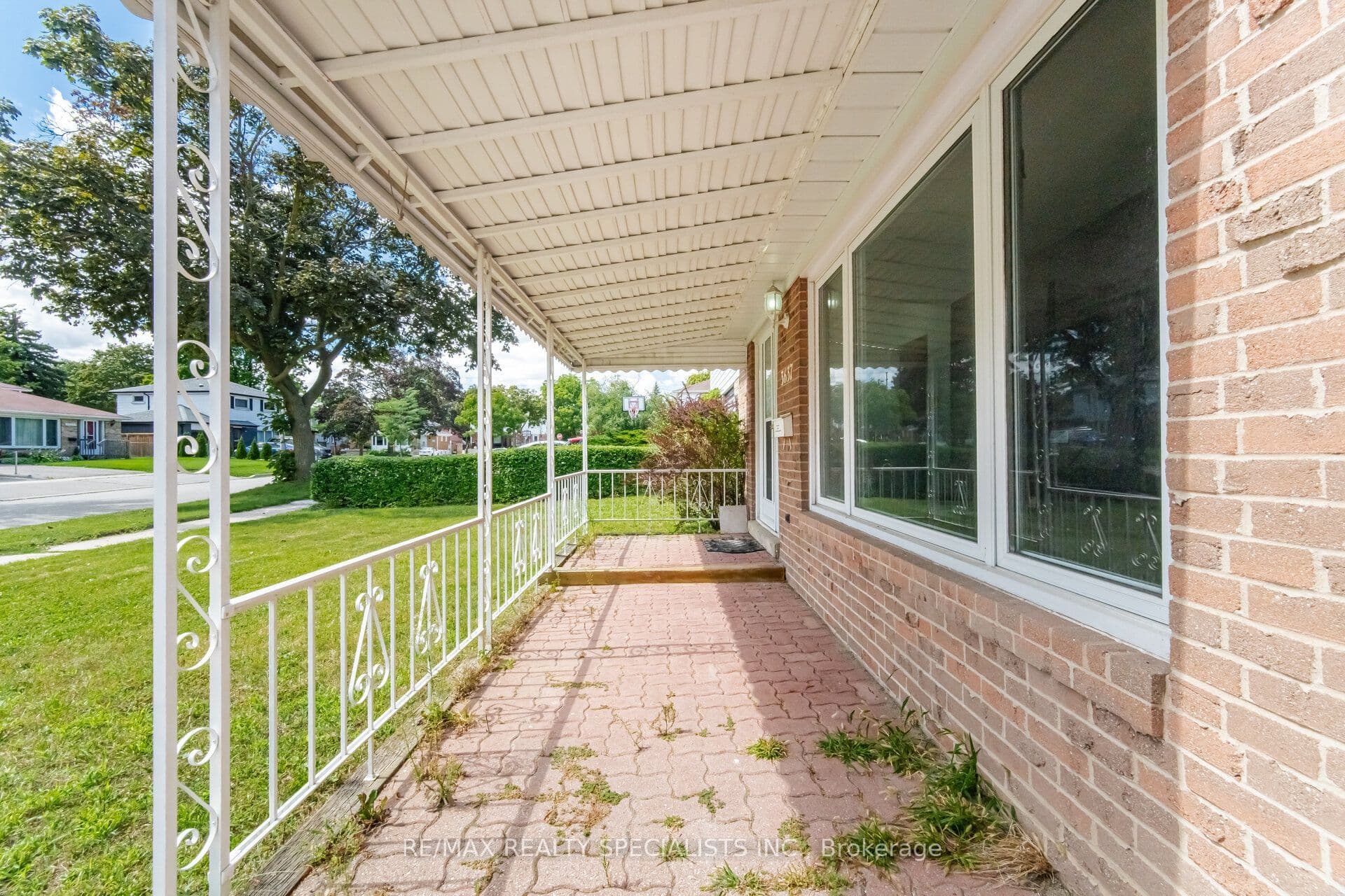 3637 Chiplow Road, Mississauga, ON L4X 2R1