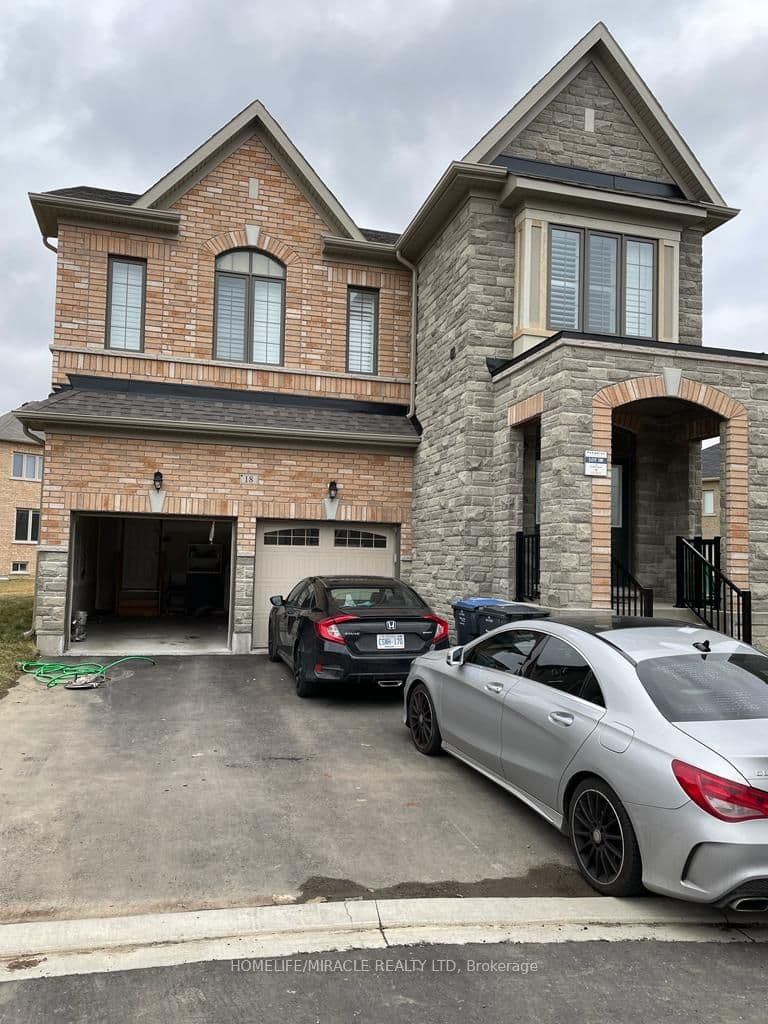 18 Bachelor Street, Brampton, ON L7A 4T6