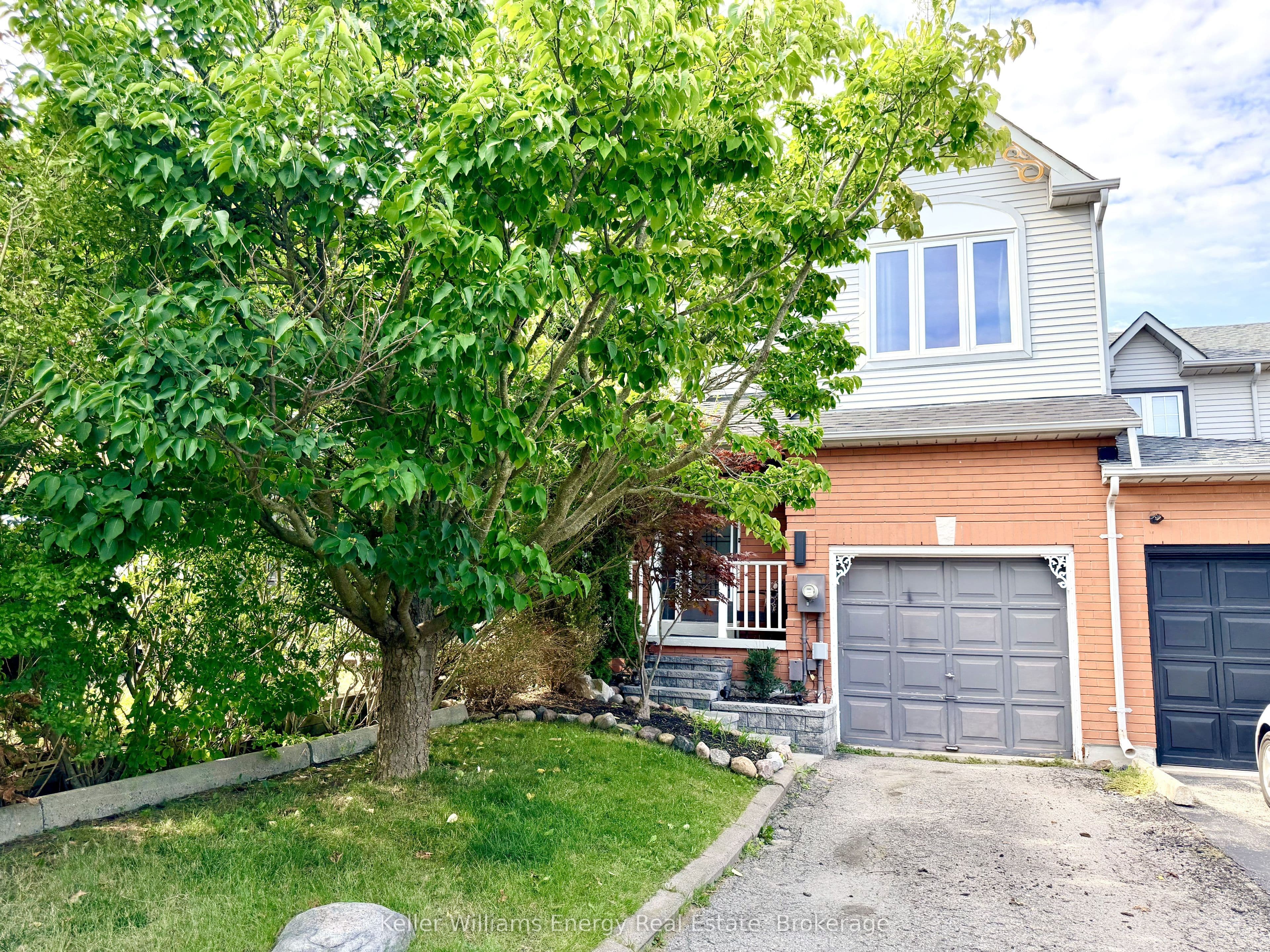32 Trewin Lane, Clarington, ON L1C 4W9