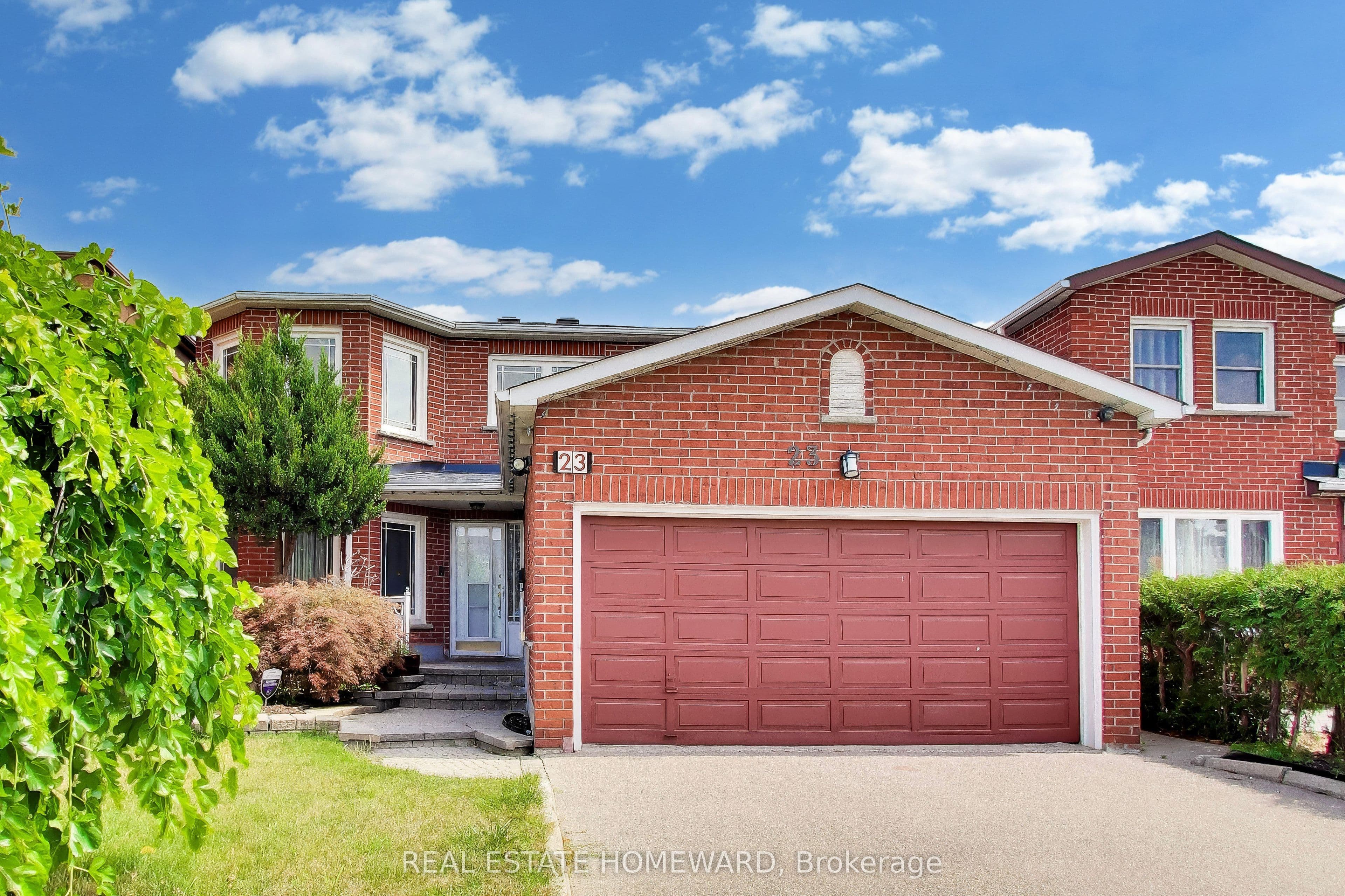23 Hutchcroft Avenue, Toronto, ON M1V 3S3