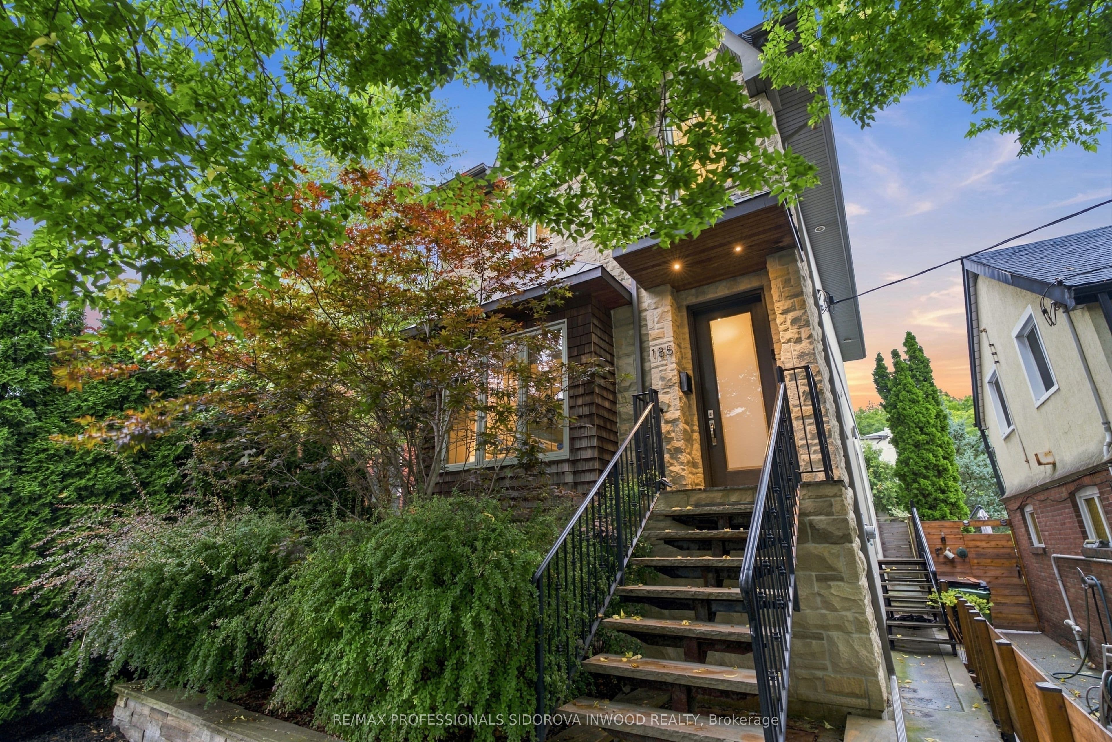 185 Windermere Avenue, Toronto, ON M6S 3J8