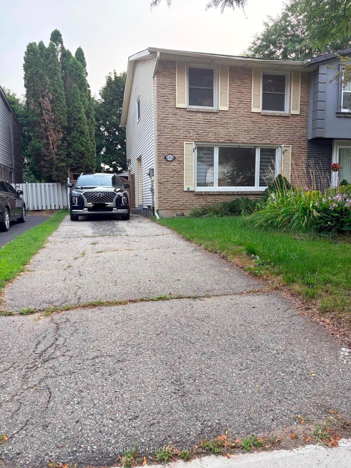 433 A Lee Avenue, Waterloo, ON N2K 2G4