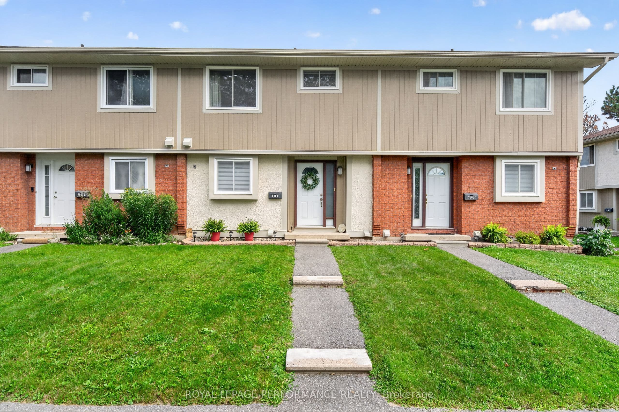 3903E Old Richmond Road, Bells Corners and South to Fallowfield, ON K2H 8T8