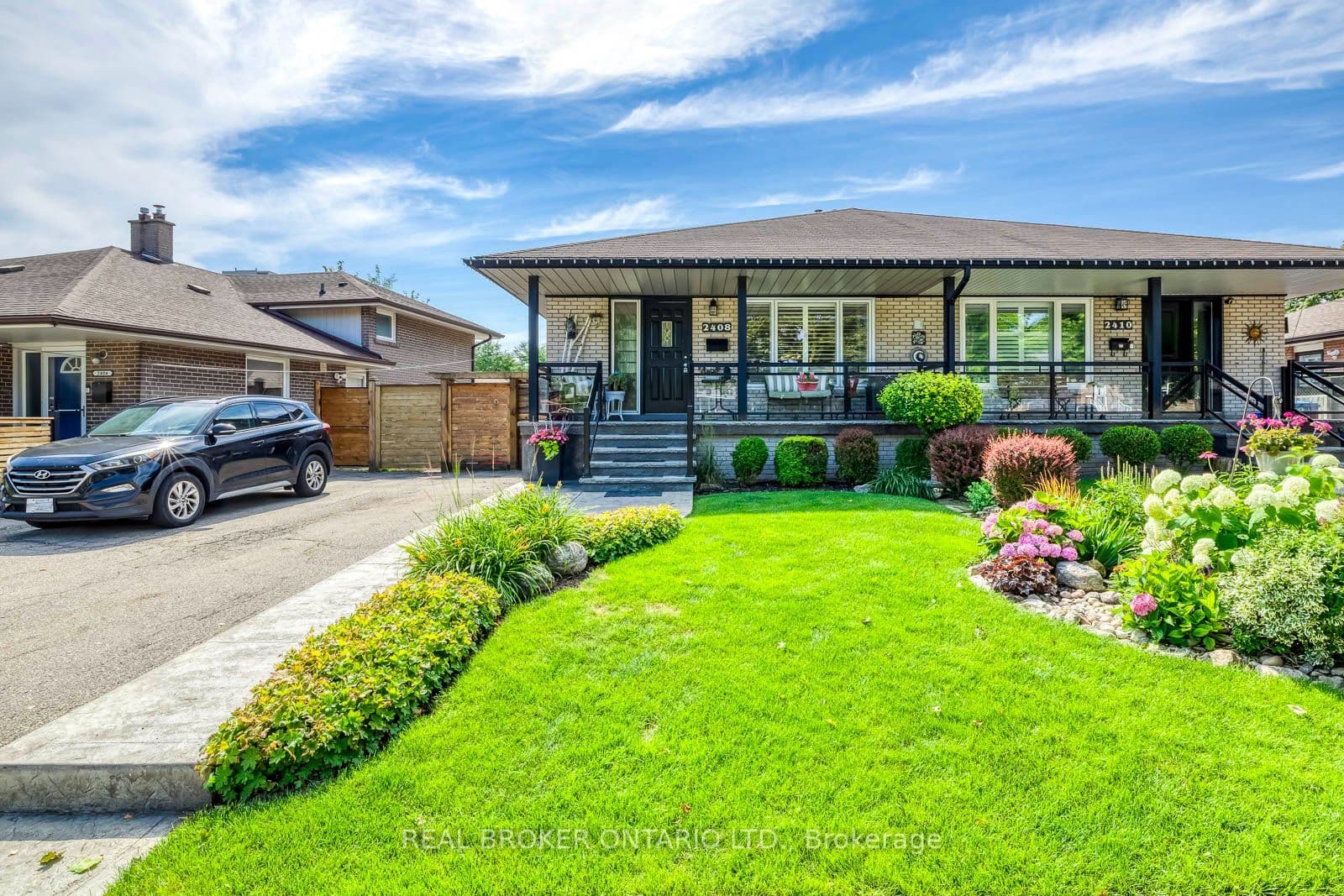 2408 Padstow Crescent, Mississauga, ON L5J 2G4
