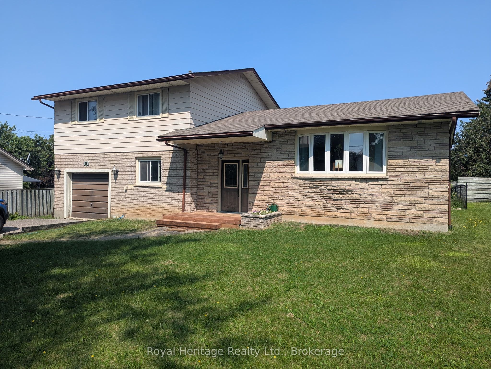 36 RIVERVIEW Road, Kawartha Lakes, ON K9V 1B3
