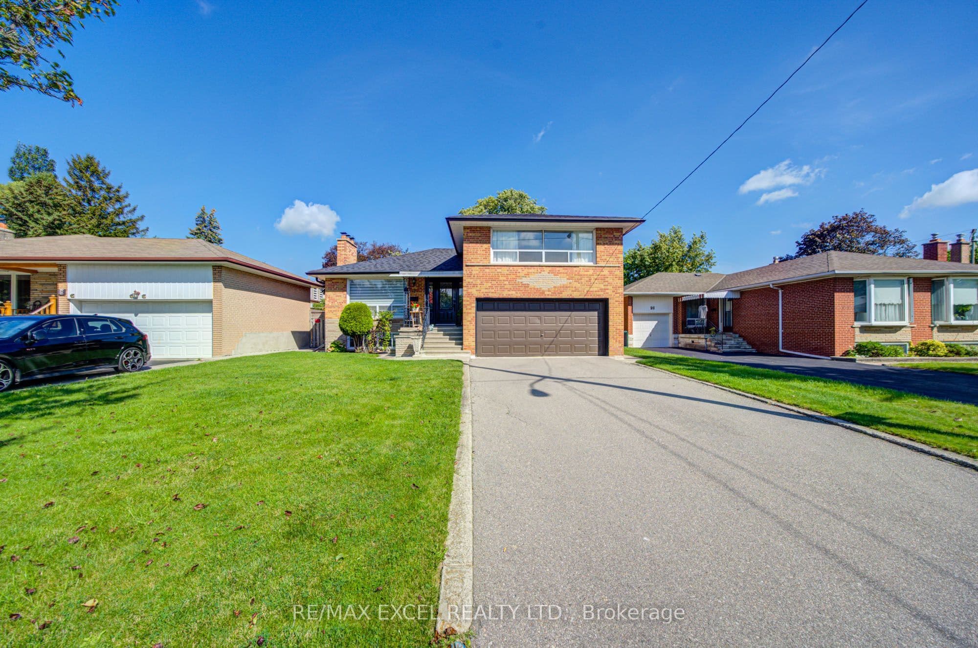 6 Averill Crescent, Toronto, ON M2M 2A9