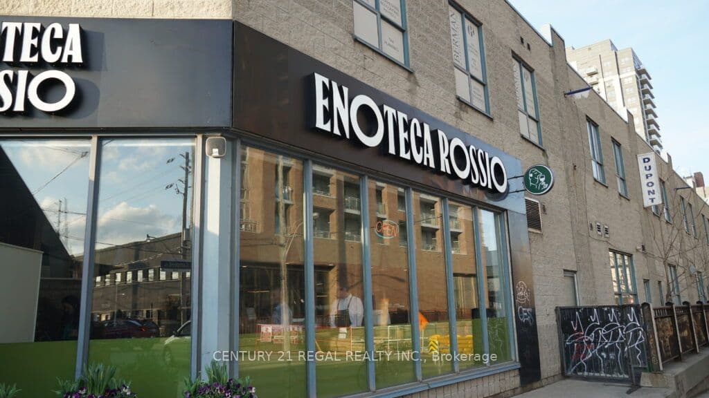 1444 Dupont Street 1, Toronto, ON M6P 4H3
