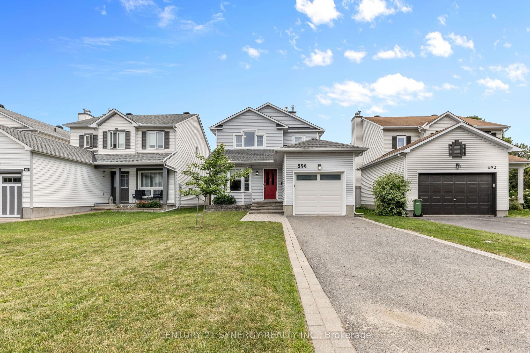 596 Deancourt Crescent, Orleans - Cumberland and Area, ON K4A 3G5