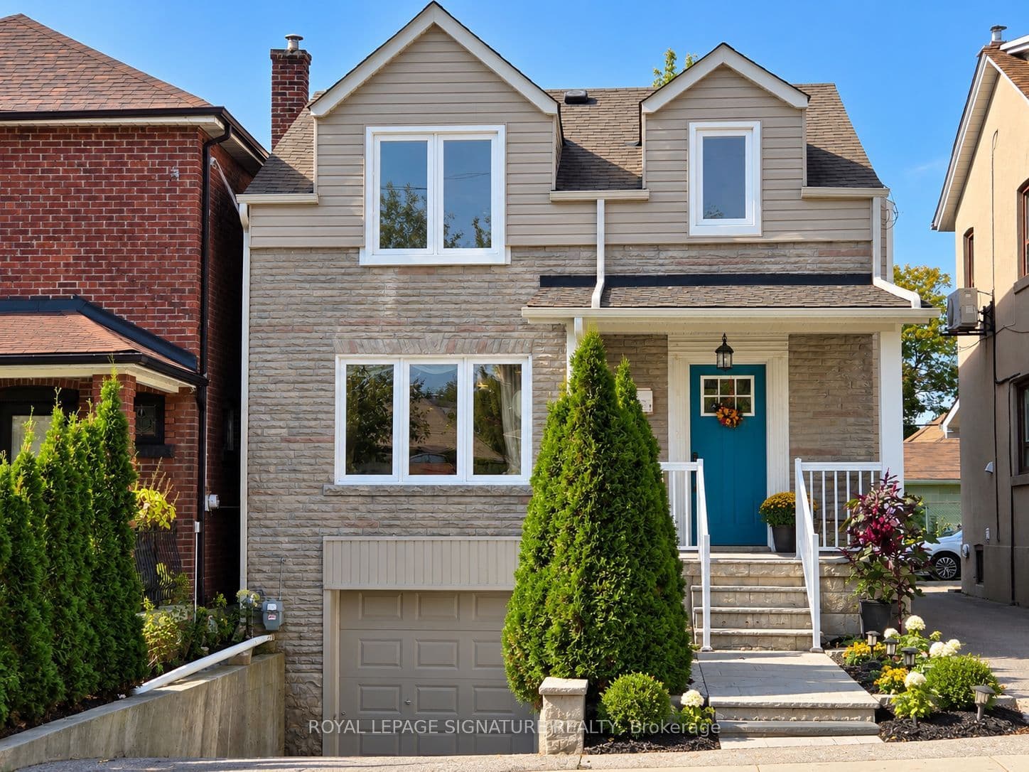 26 Fairbank Avenue, Toronto, ON M6E 3Y4