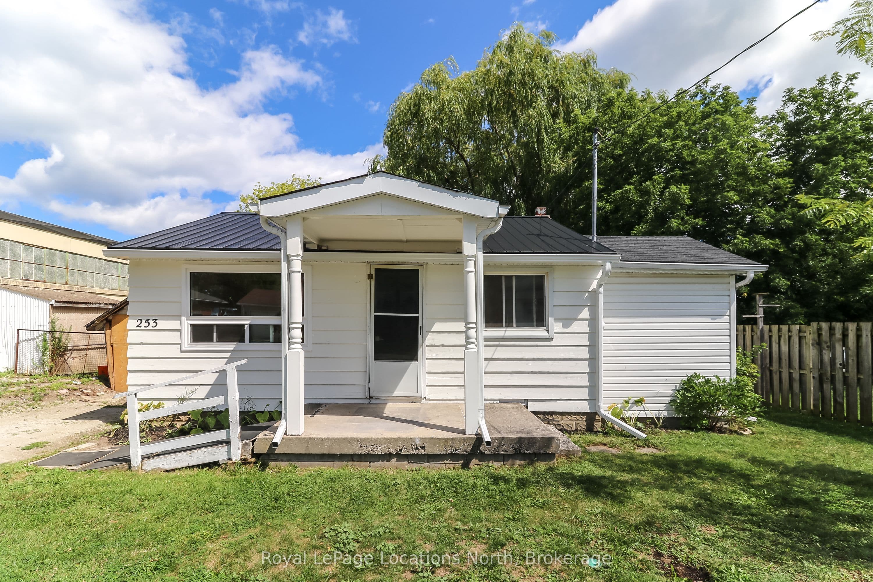 253 THOMPSON Street, Meaford, ON N4L 1M3
