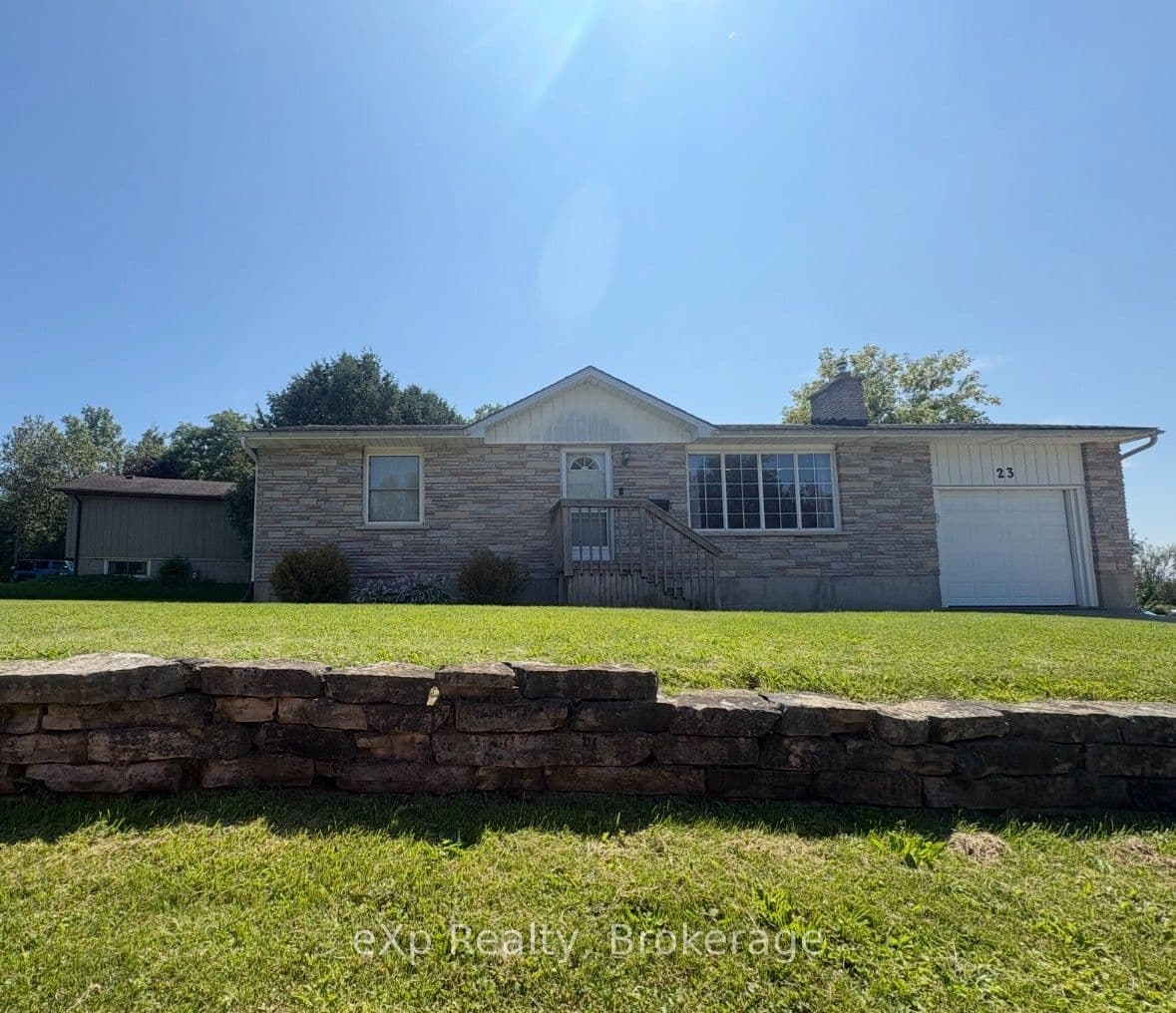 23 Valleyside Drive, Brockton, ON N0G 2V0