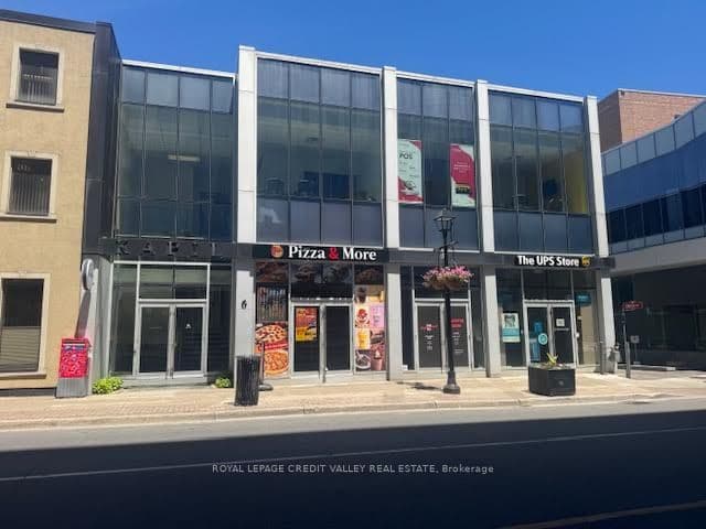 6 George Street S 301, Brampton, ON L6P 1P1
