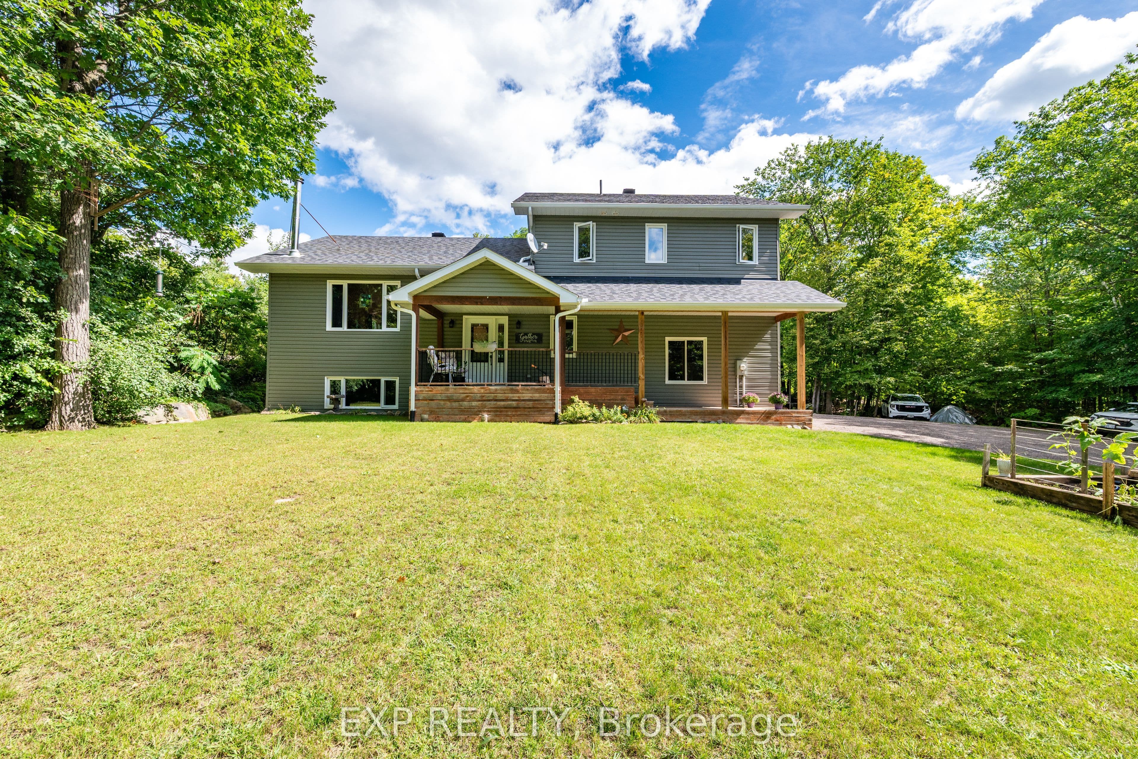 876 Humphries Road, Horton, ON K7V 3Z8