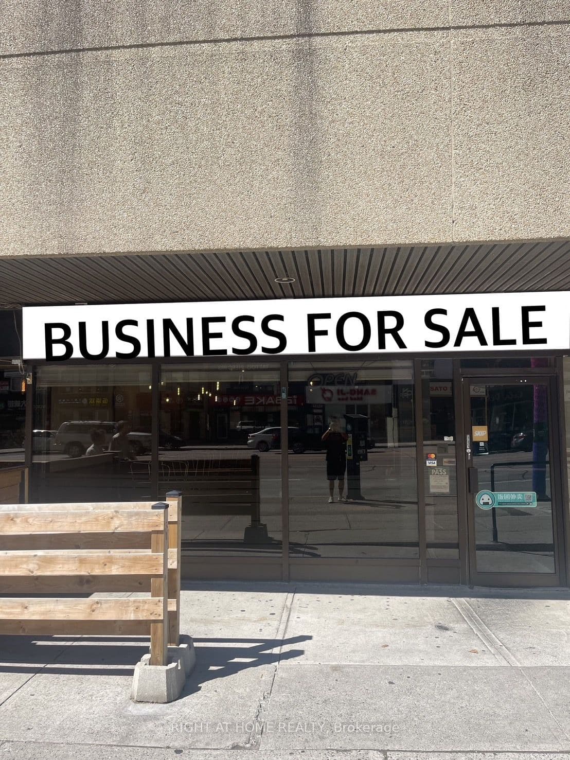 5460 Yonge Street 102, Toronto, ON M2N 6K7