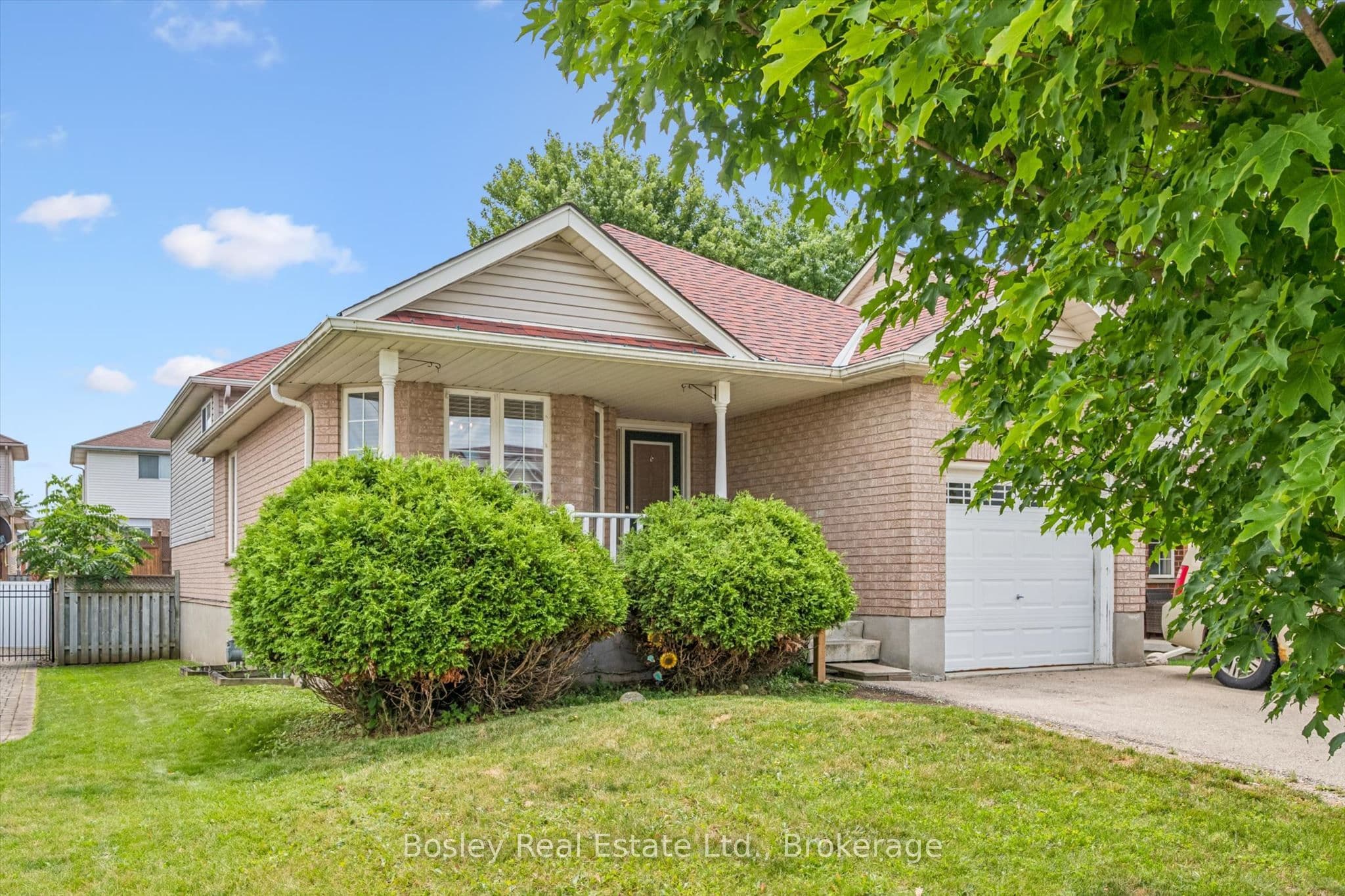 4 Hayward Crescent, Guelph, ON N1G 5A5