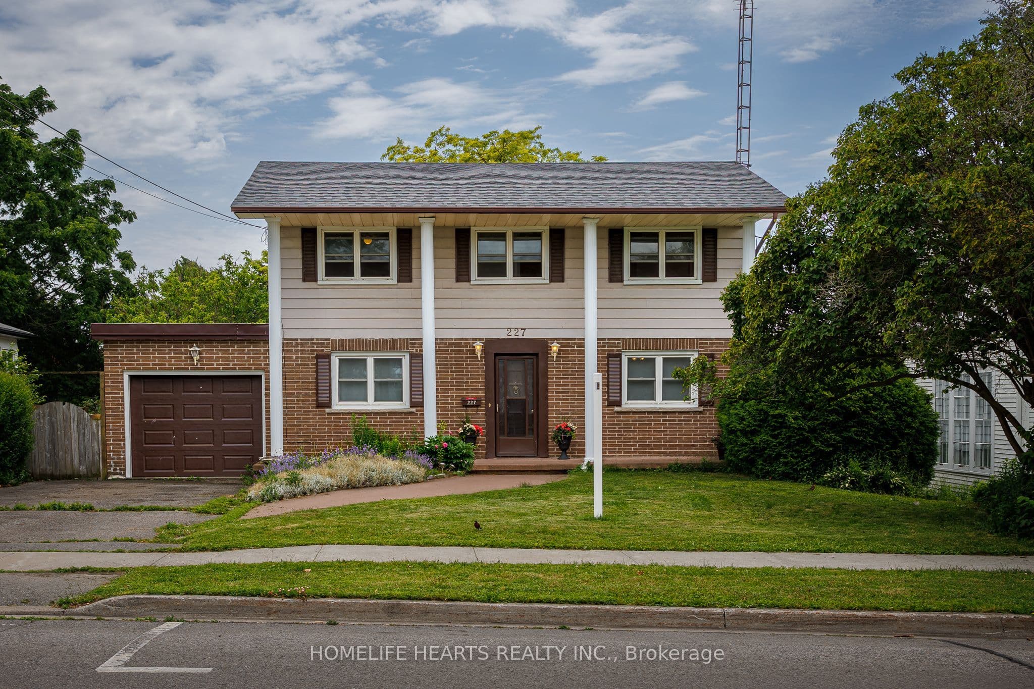 227 Queen Street, Cobourg, ON K9A 1N4
