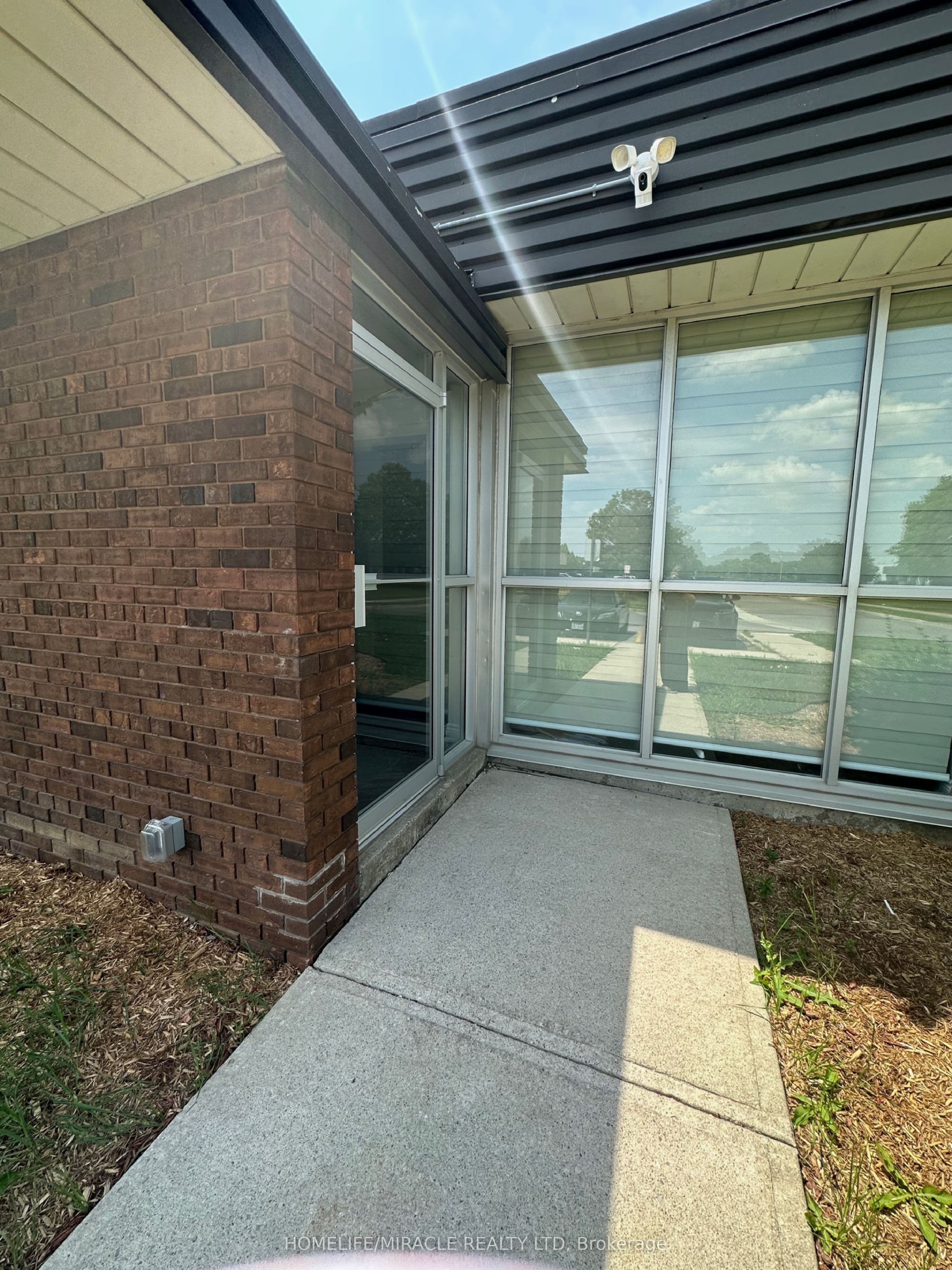 2762 Slough Street 30 B, Mississauga, ON L4T 1G3