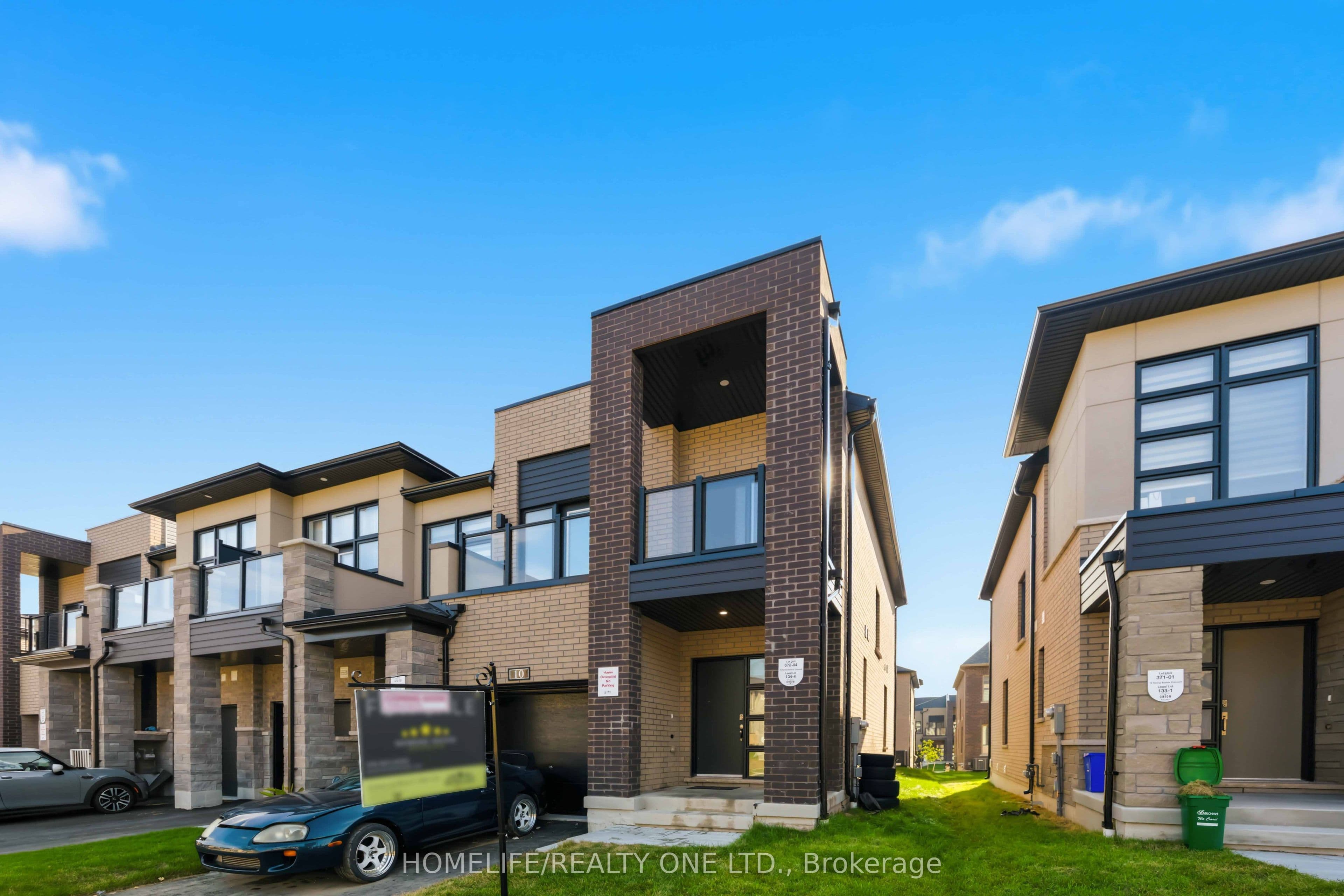 10 Harvey Bunker Crescent, Markham, ON L6C 3M7
