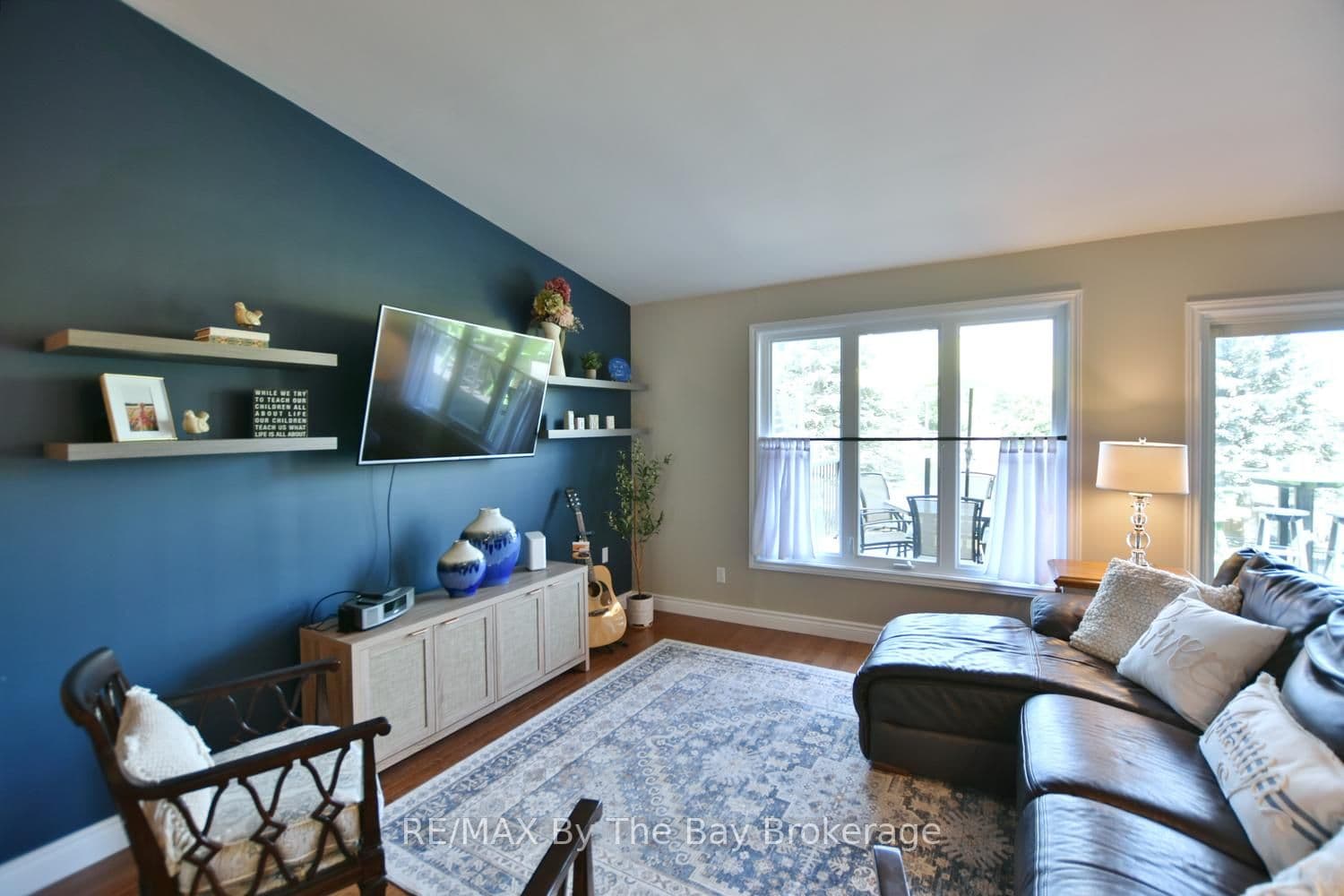 1434 RIVER Road W, Wasaga Beach, ON L9Z 2W5