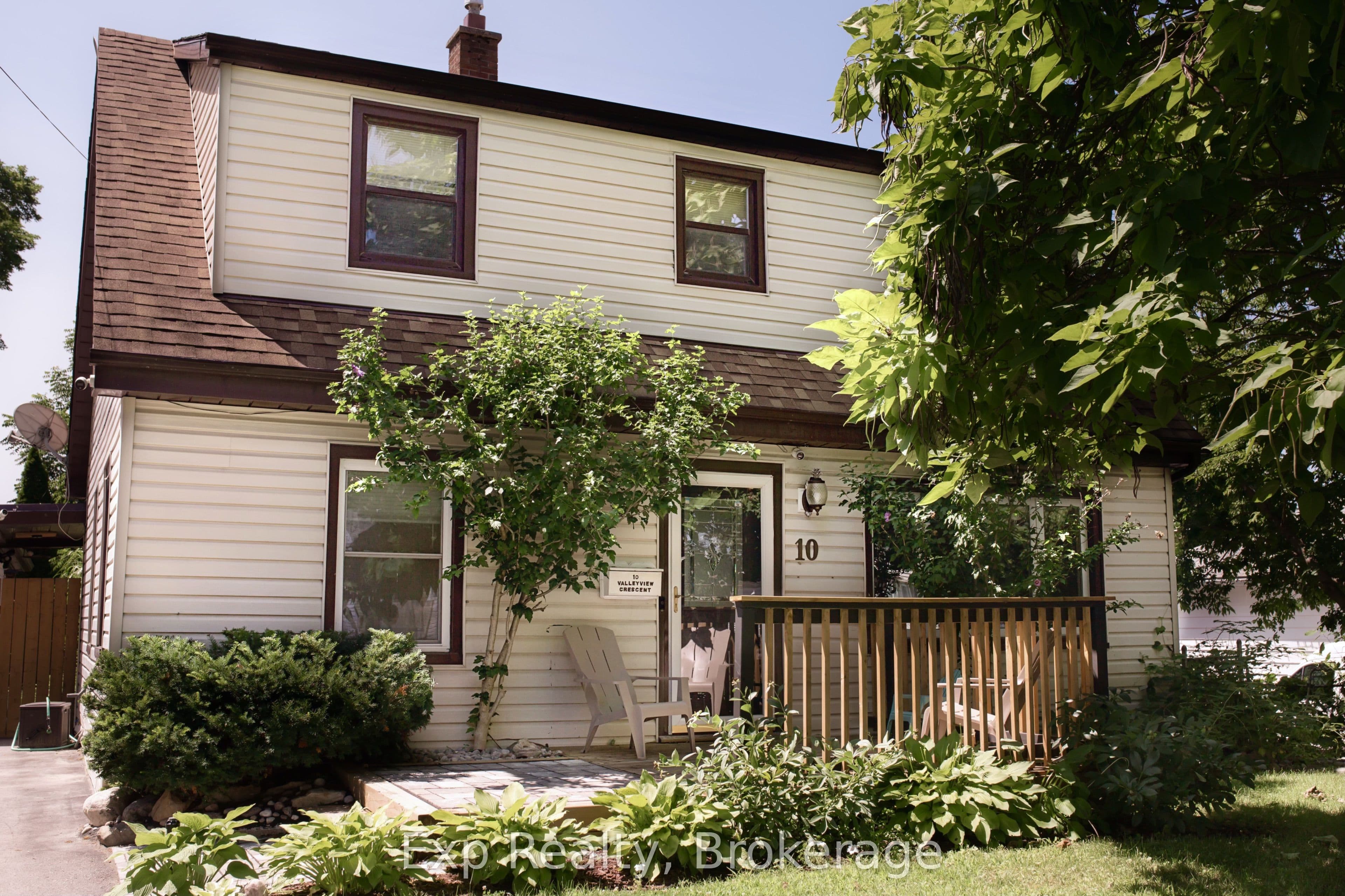 10 Valleyview Crescent, Belleville, ON K8P 3G1