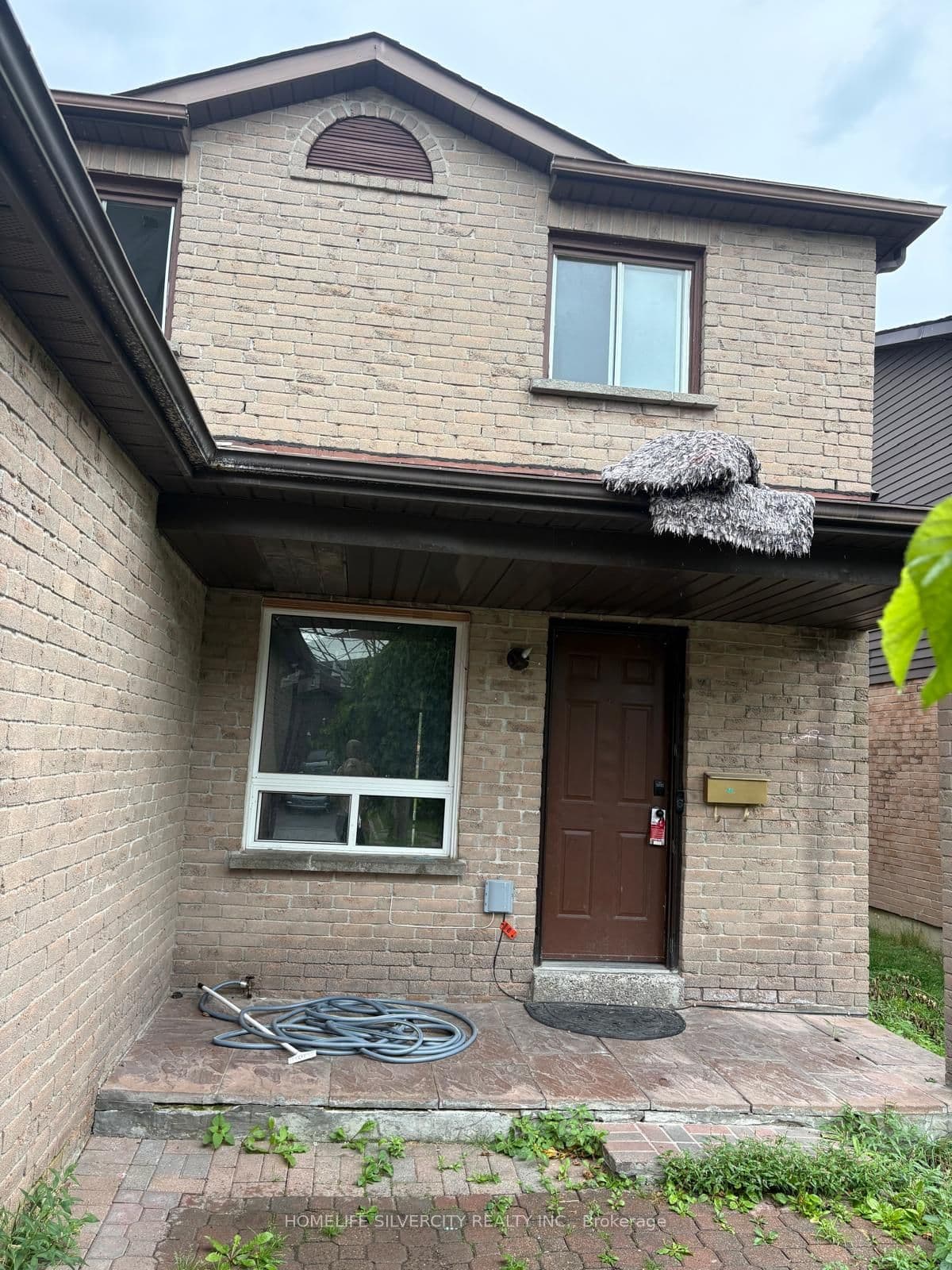 75 Chalmers Crescent, Ajax, ON L1S 5Z6