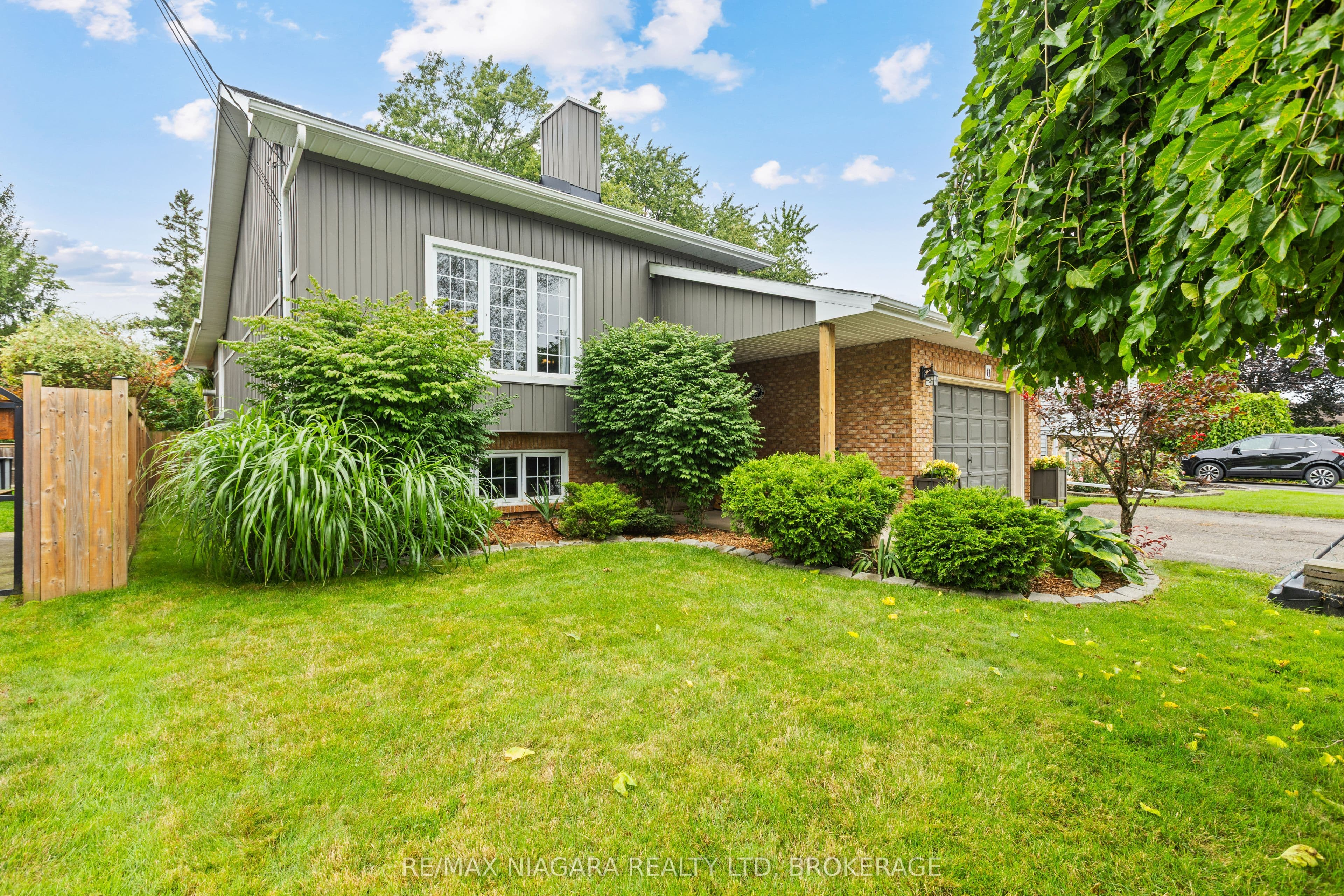 11 Northaven Road, Welland, ON L3C 1W9
