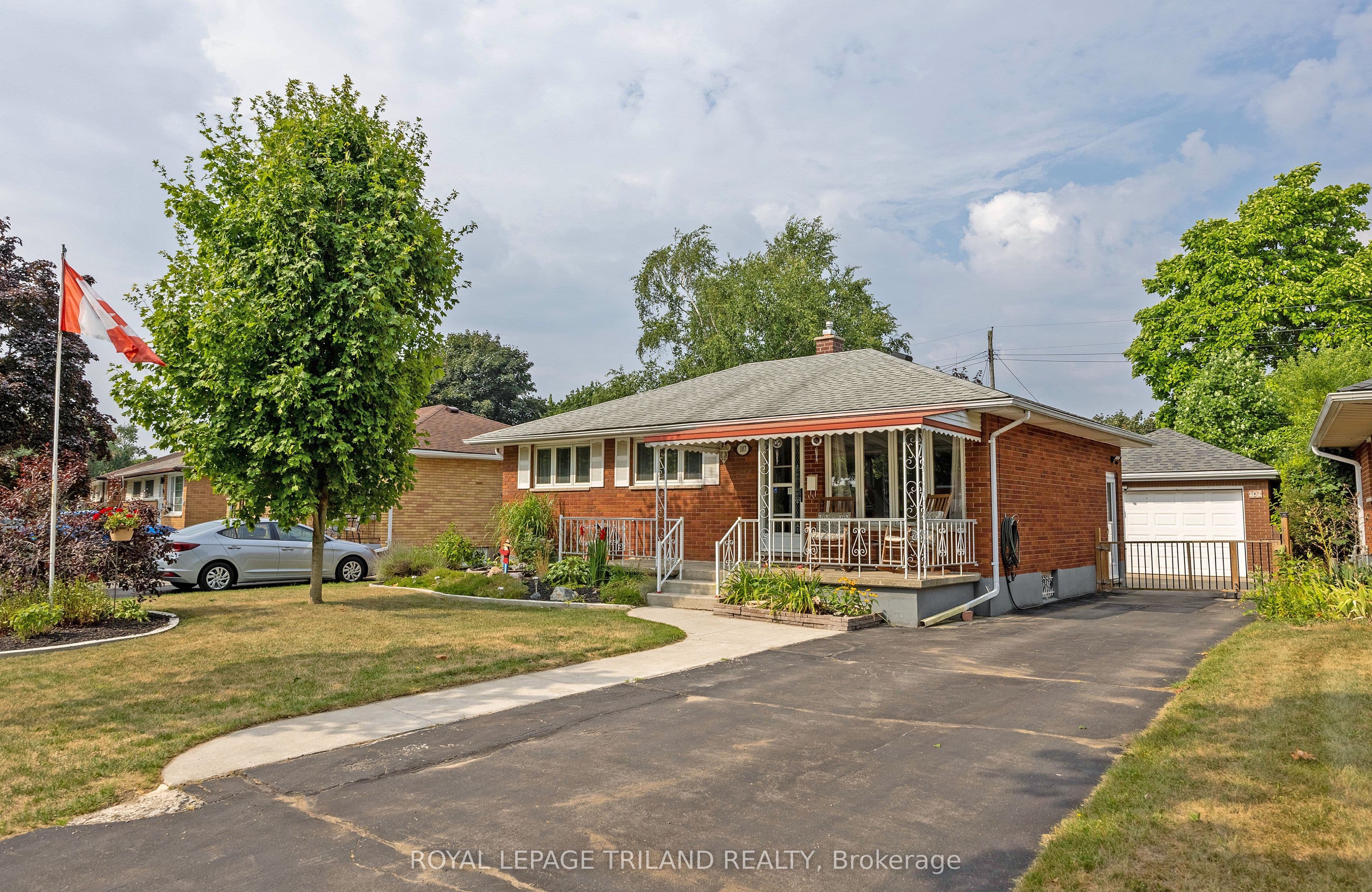 107 Susan Avenue, London East, ON N5V 2G3