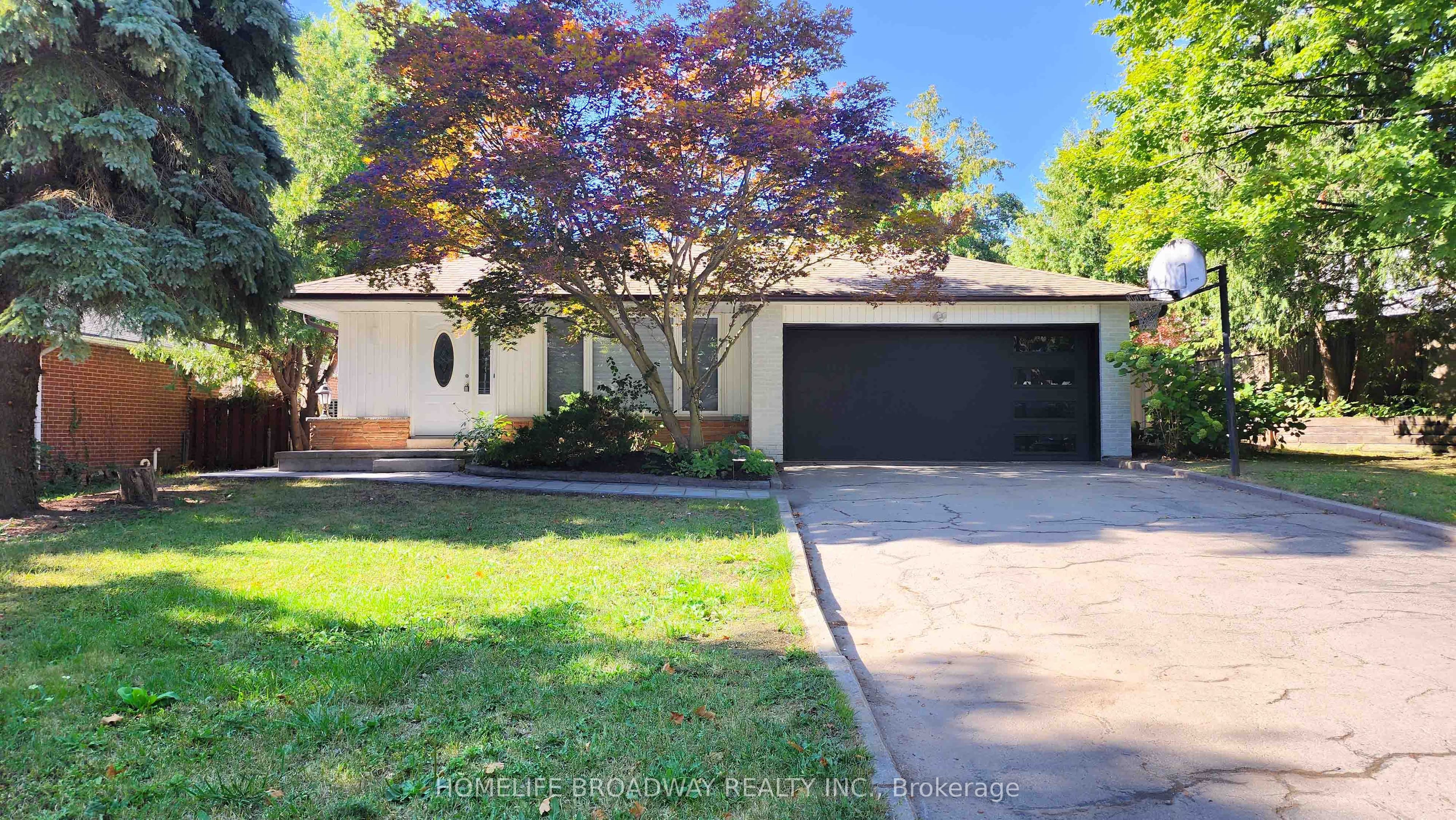 23 Southdale Drive, Markham, ON L3P 1J6