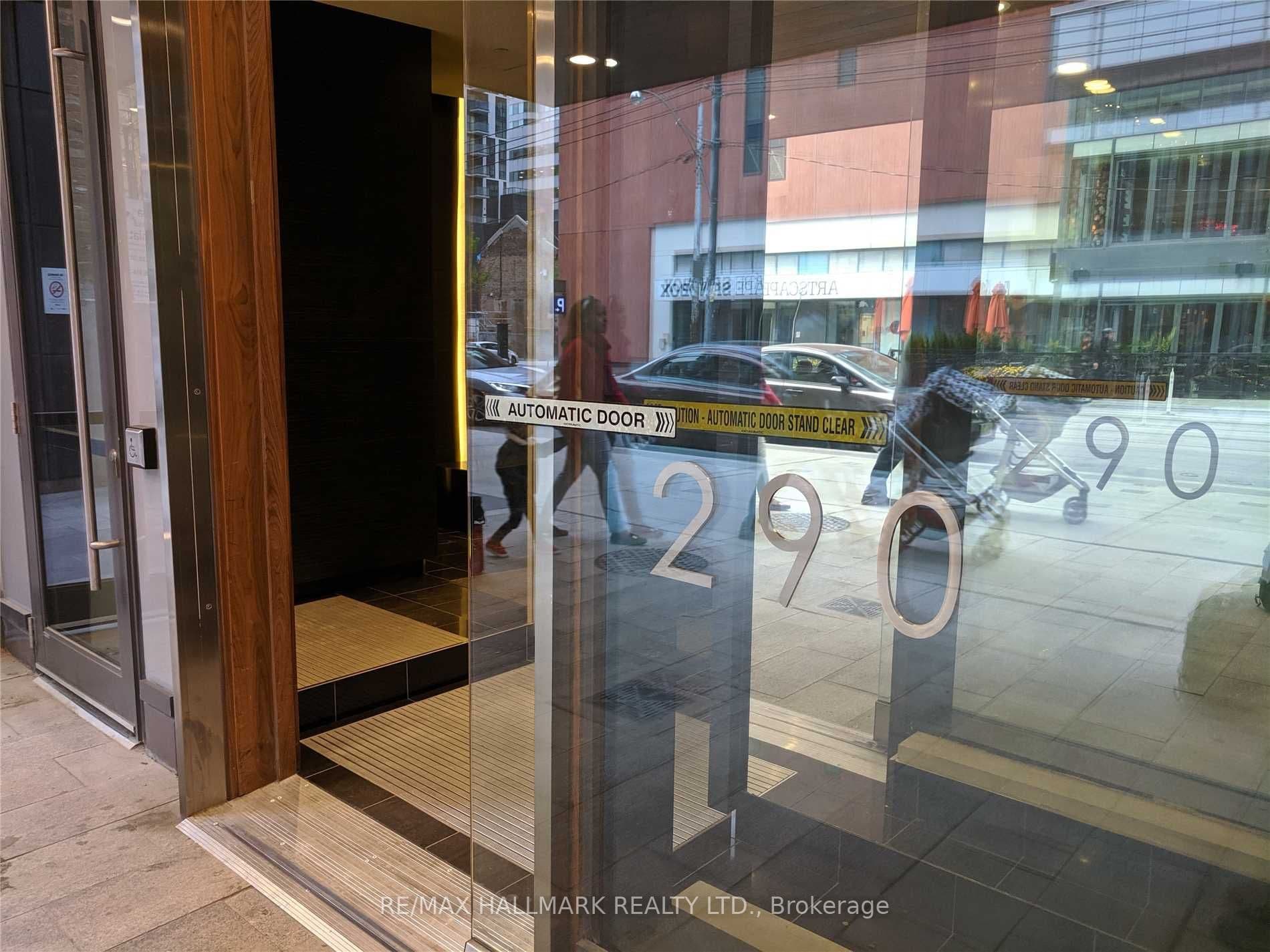 290 Adelaide Street W 2403, Toronto, ON M5V 1P6