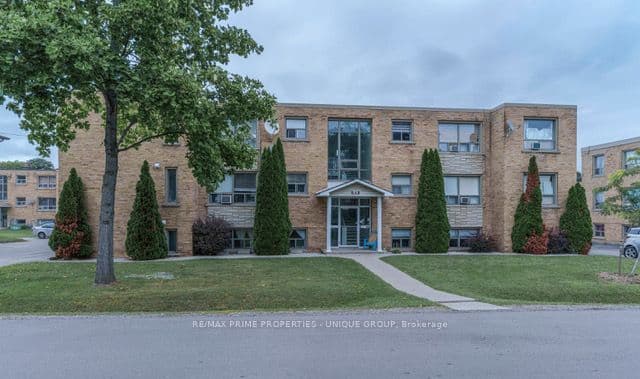 183 Maurice Drive, Oakville, ON L6K 2W8