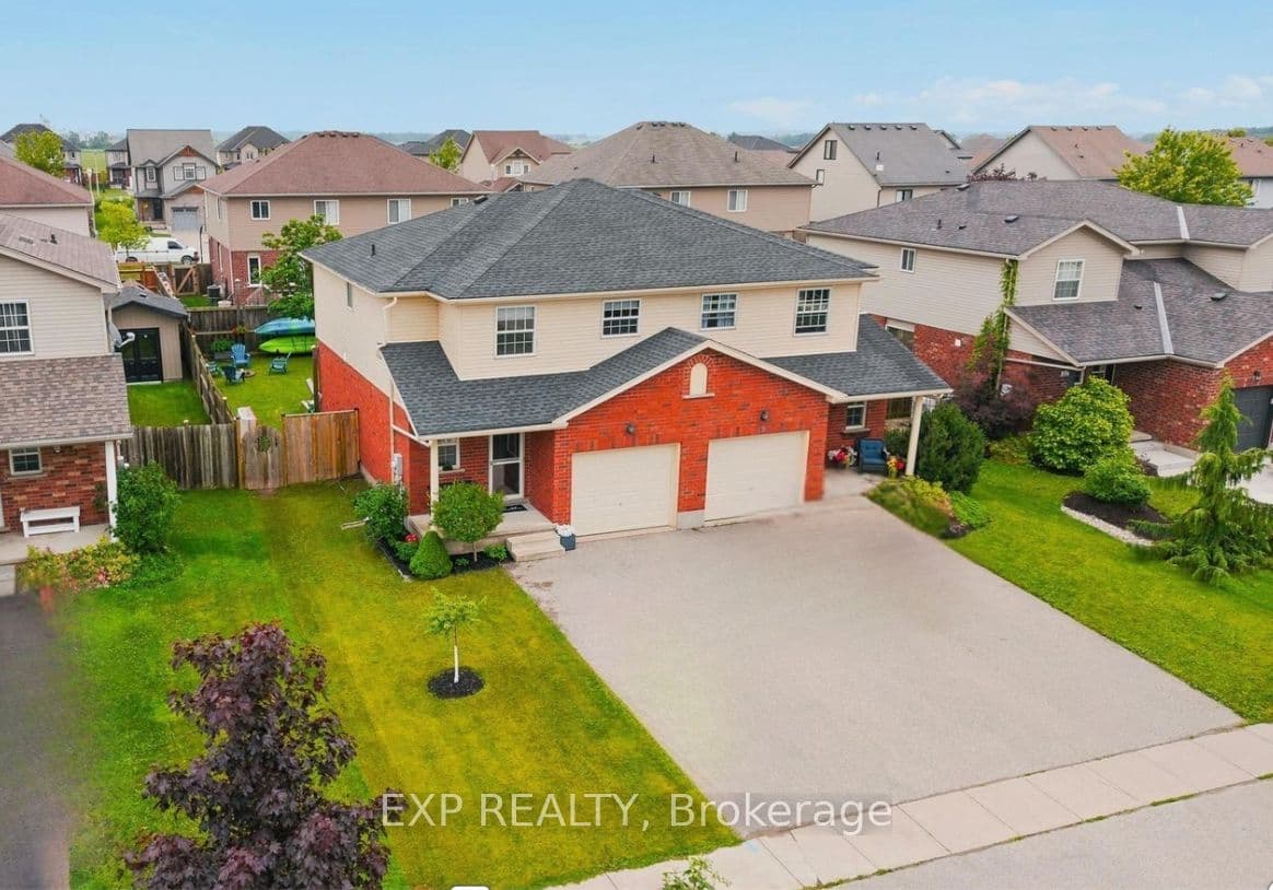 31 Parkside Street, Mapleton, ON N0G 1P0