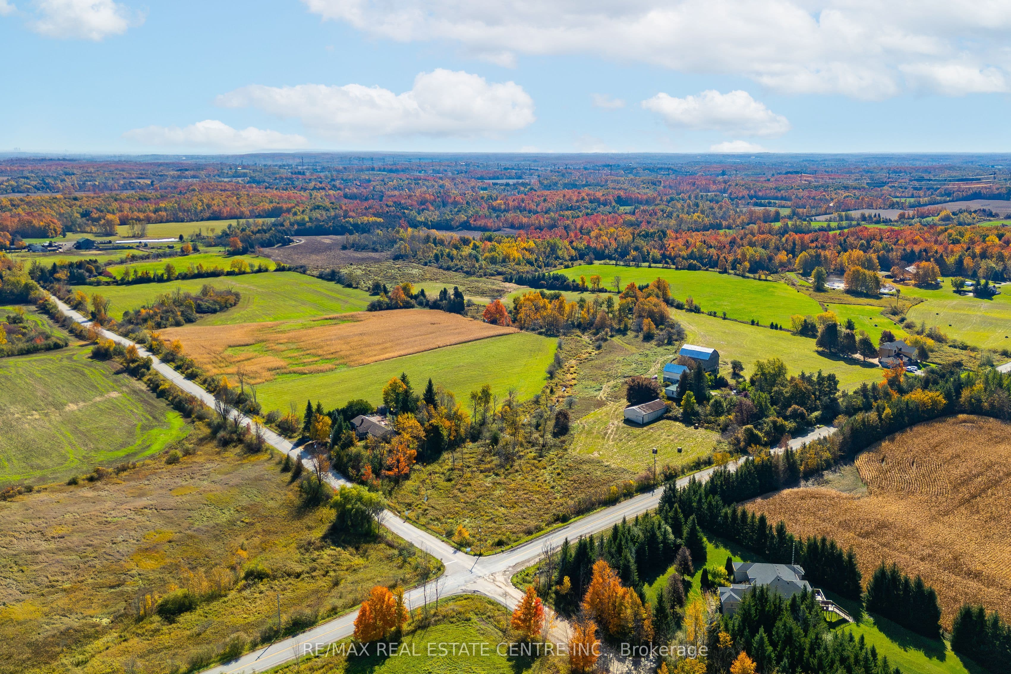 11858 32 Side Road, Halton Hills, ON L7J 2L7